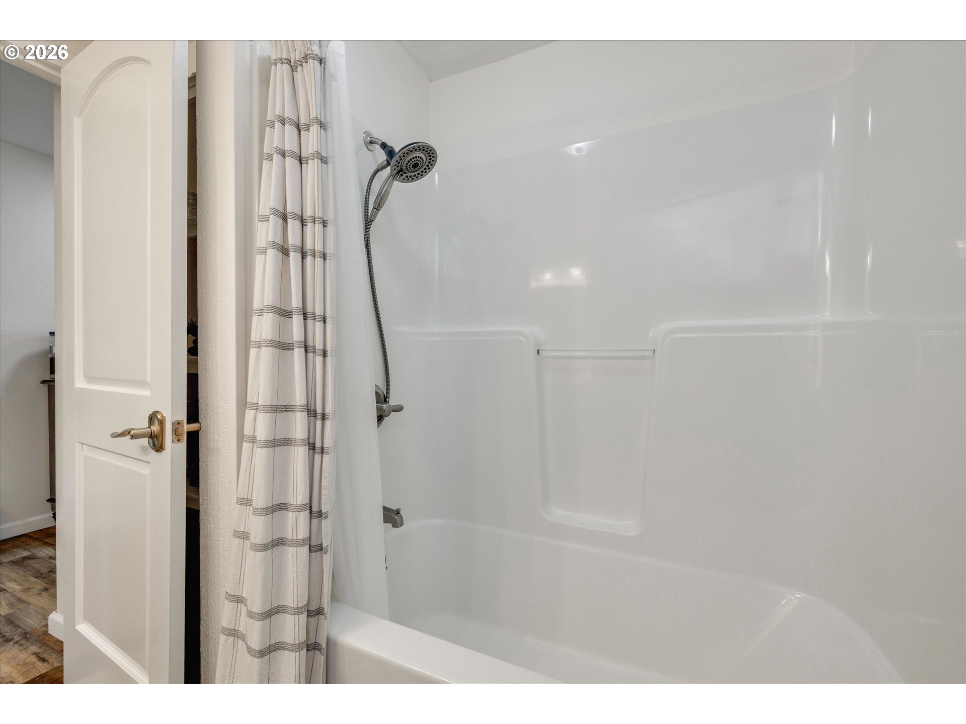 412 Dimick St Property Photo 16