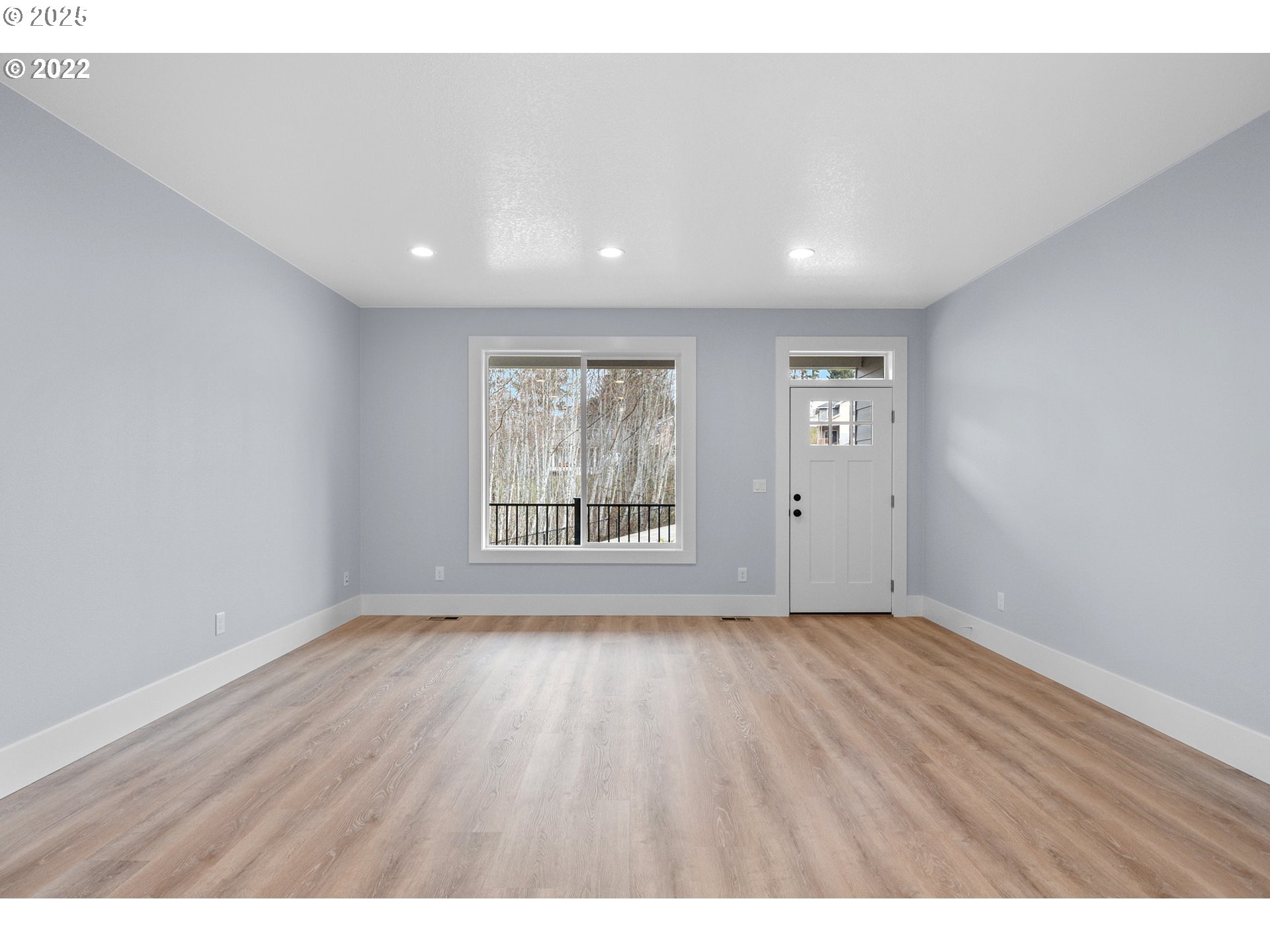 1730 Wayfarer Ln Property Photo 4