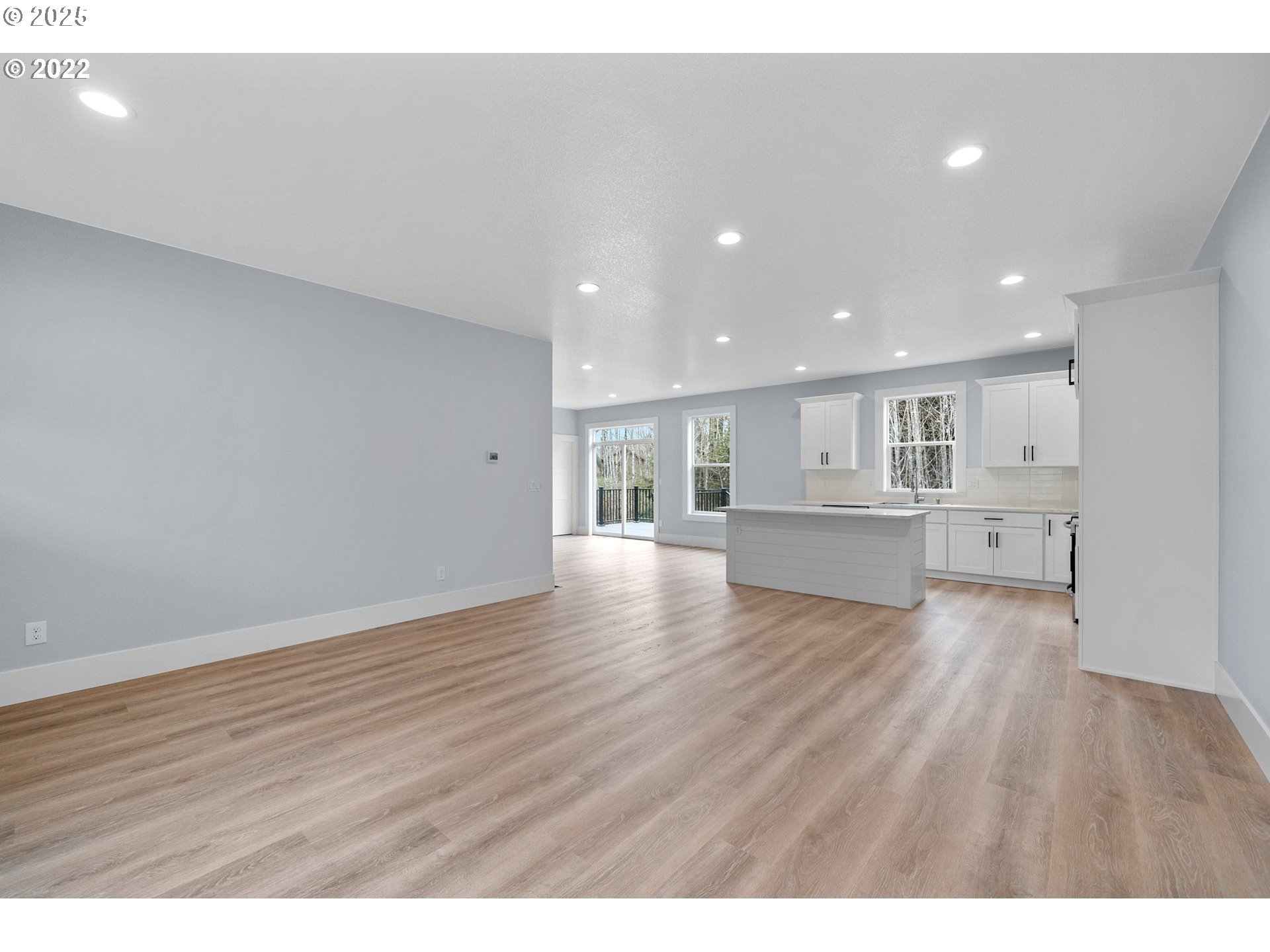 1730 Wayfarer Ln Property Photo 8