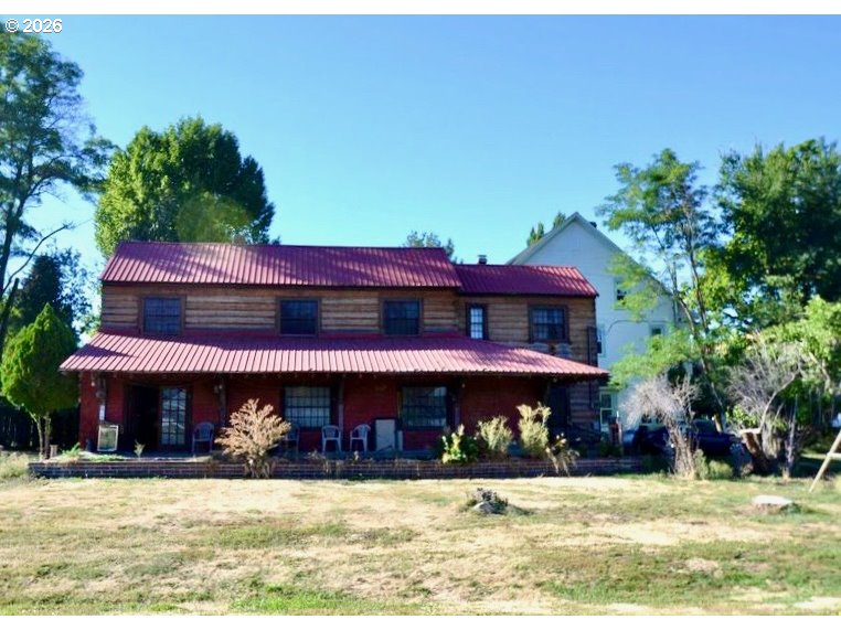 808 Main St Property Photo 1