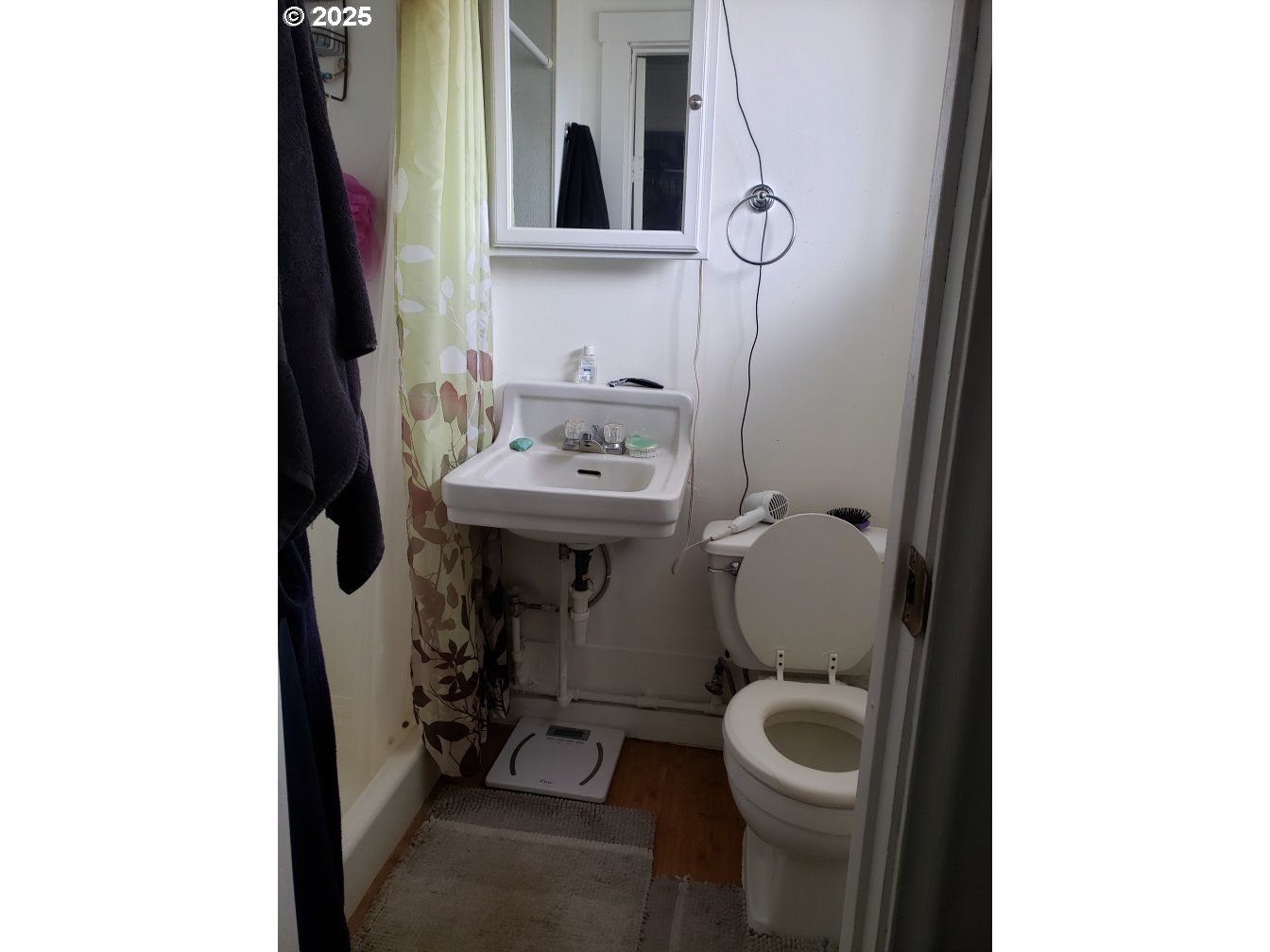 205 W Adams St Property Photo 10