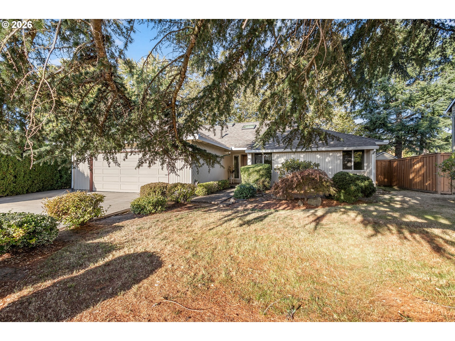 2031 Ne Josephine Dr Property Photo 2