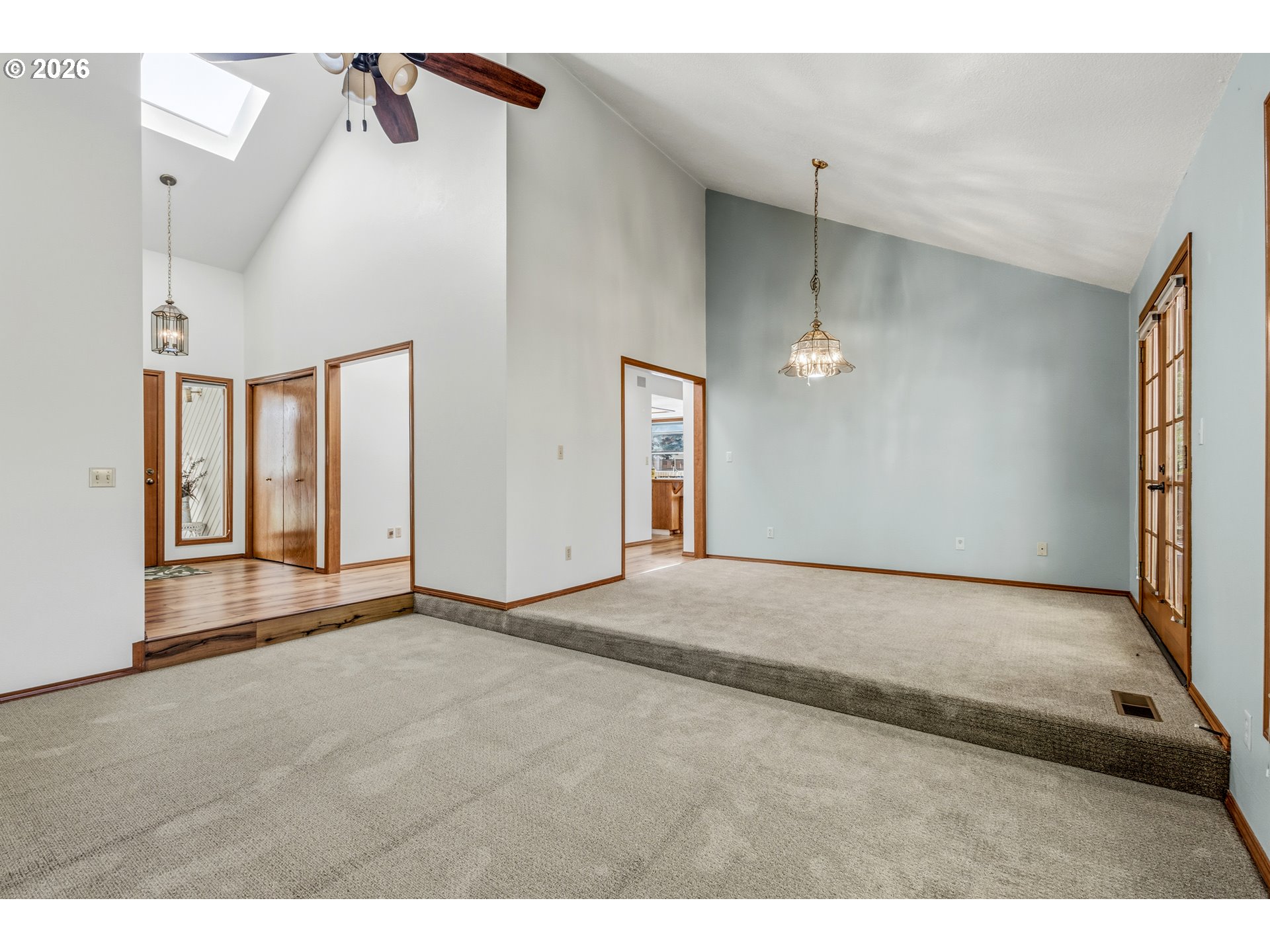 2031 Ne Josephine Dr Property Photo 5