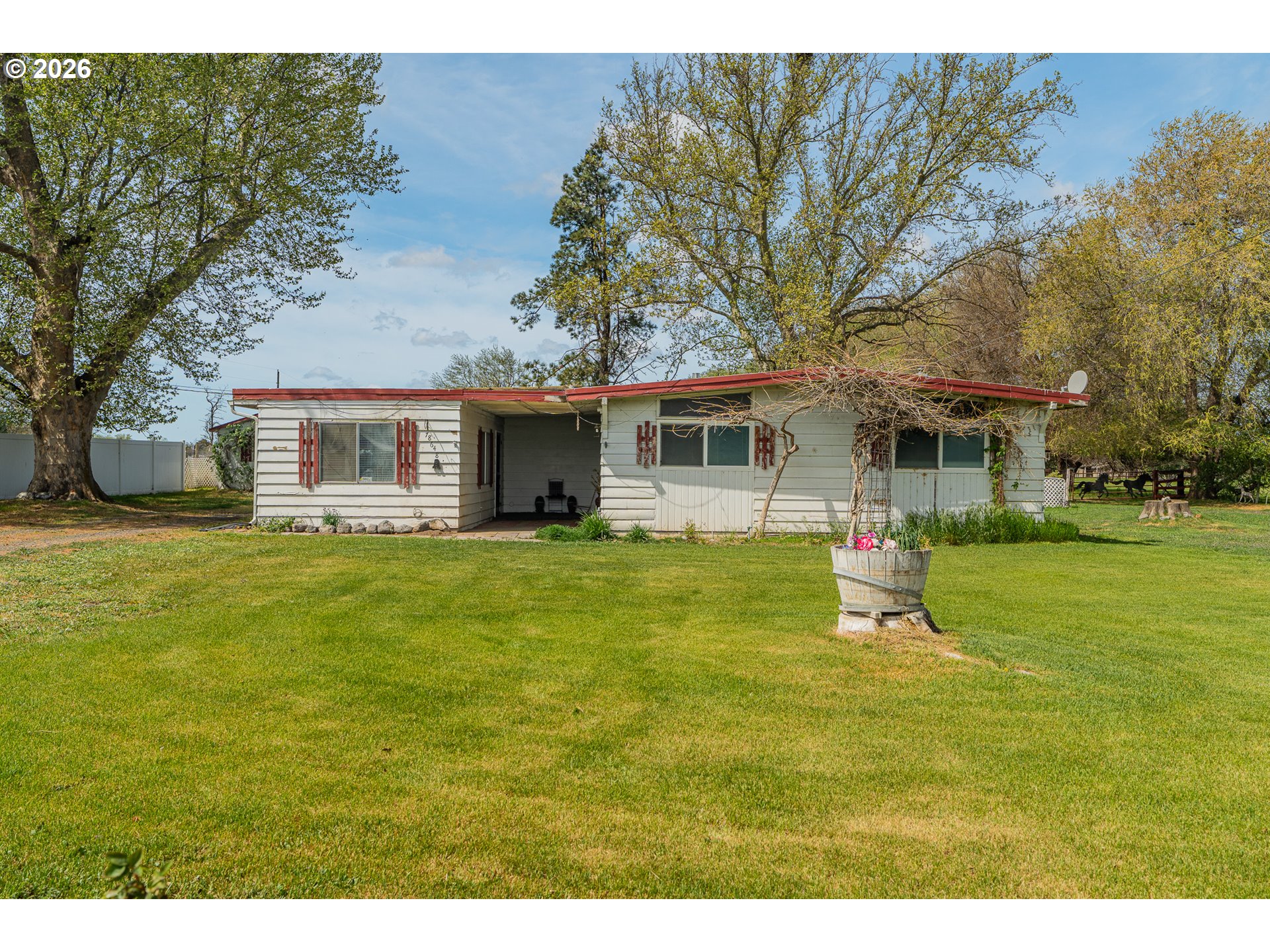 78648 Or-207 Property Photo 1