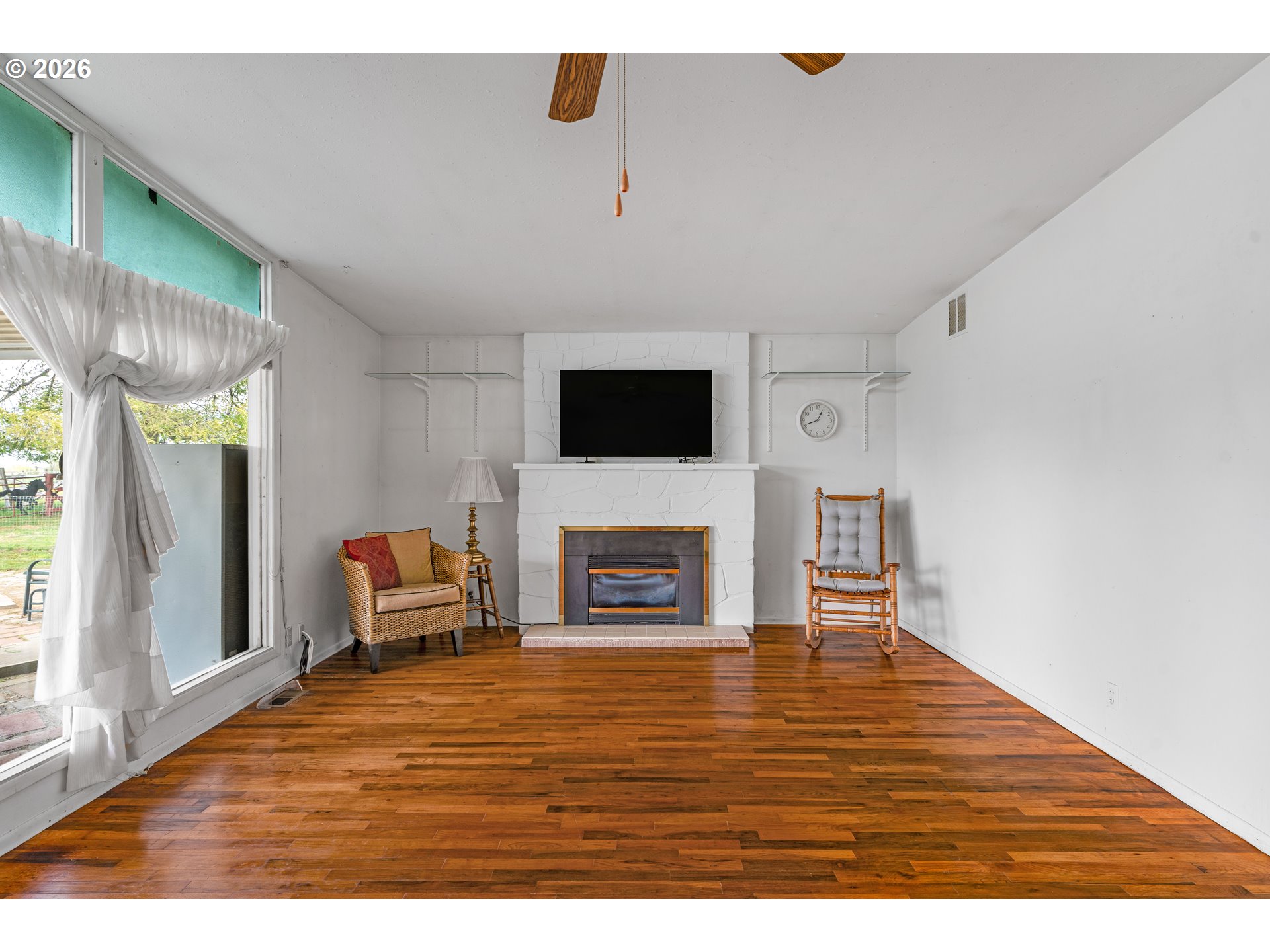 78648 Or-207 Property Photo 4