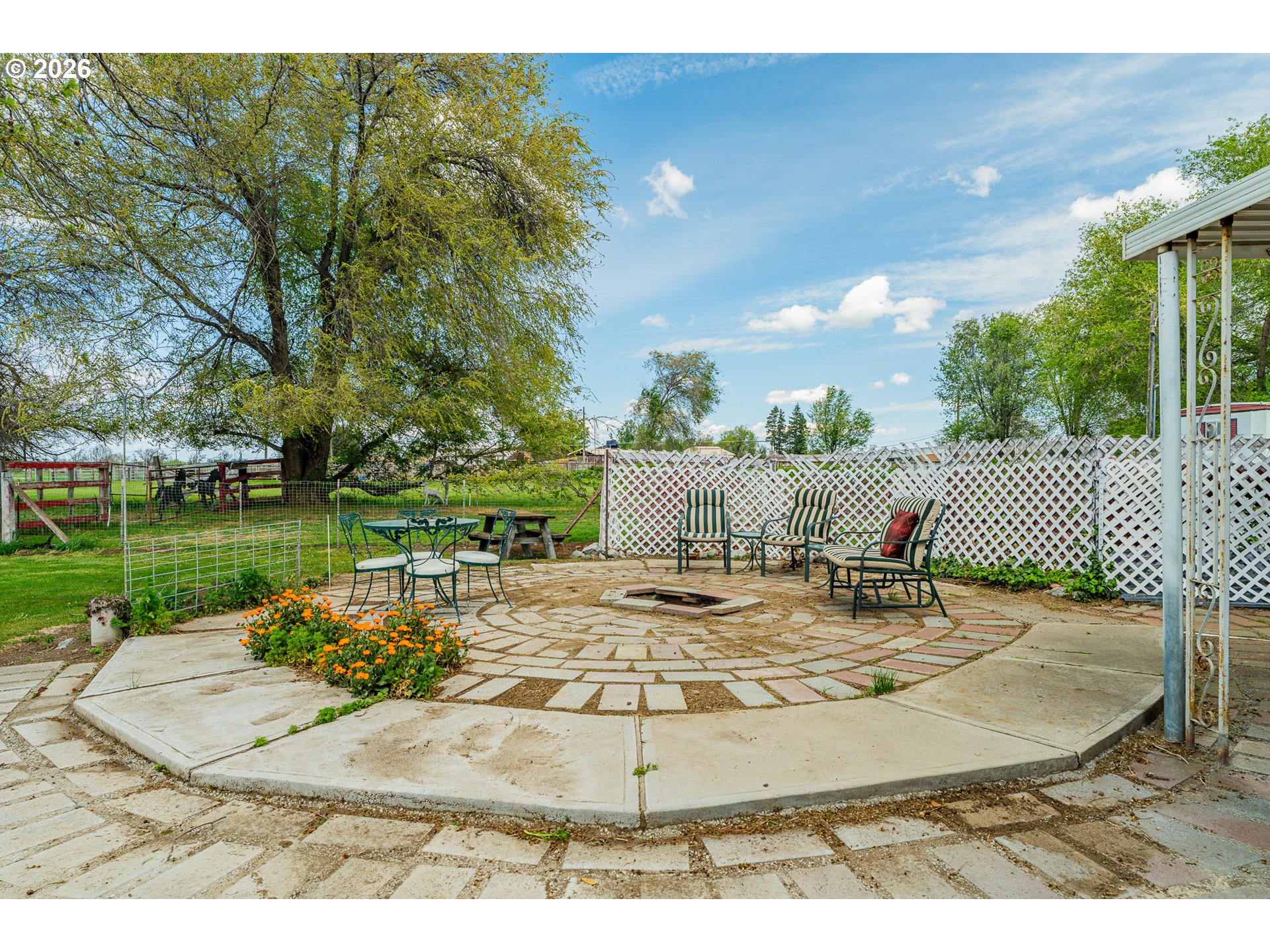 78648 Or-207 Property Photo 25