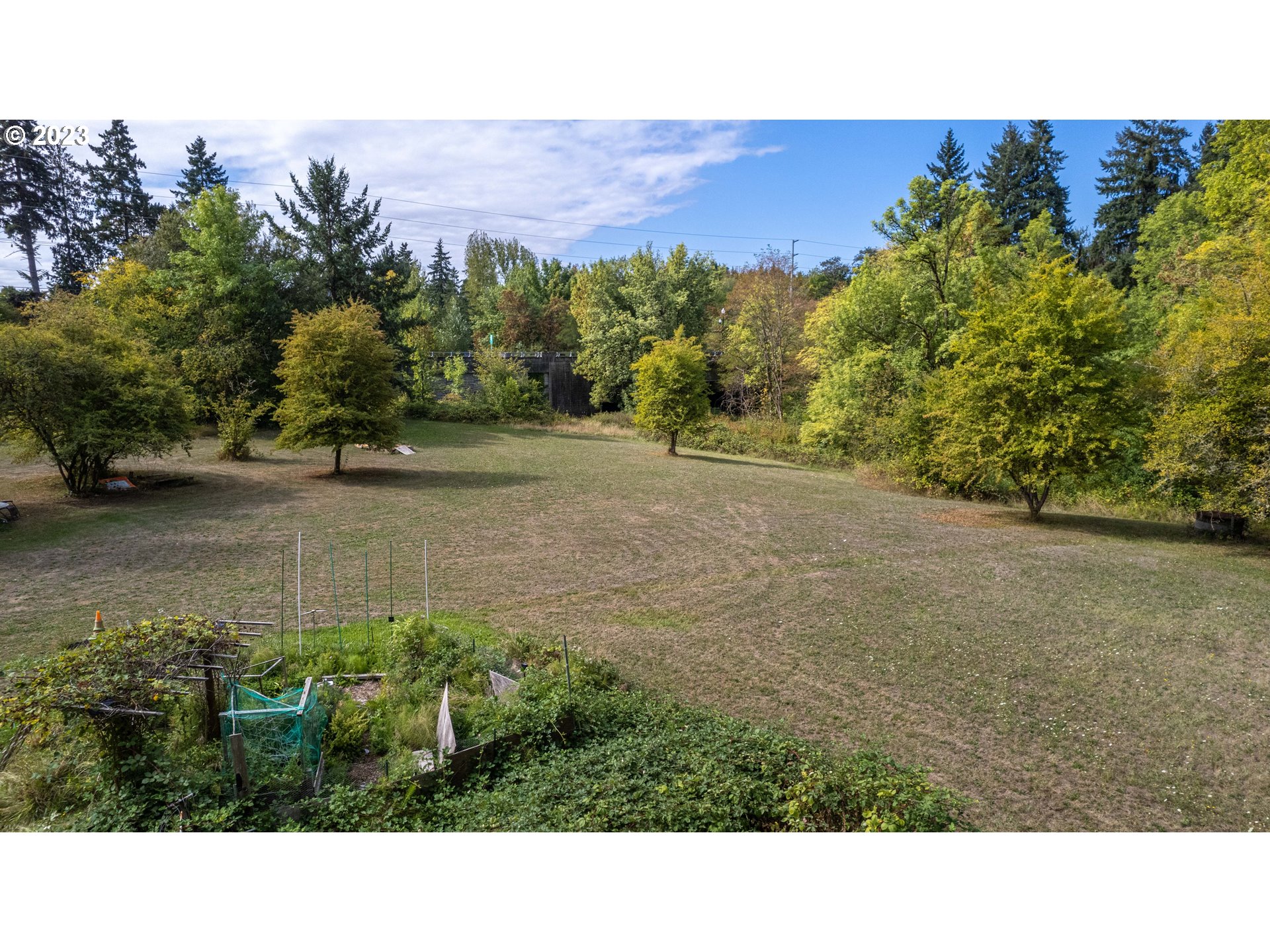 6955 E Main St Property Photo 18