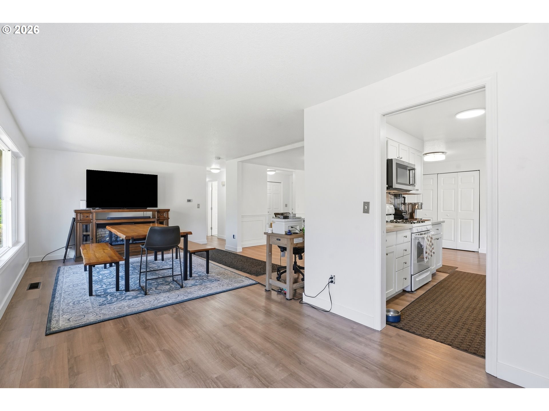 10603 Se Malden St Property Photo 6