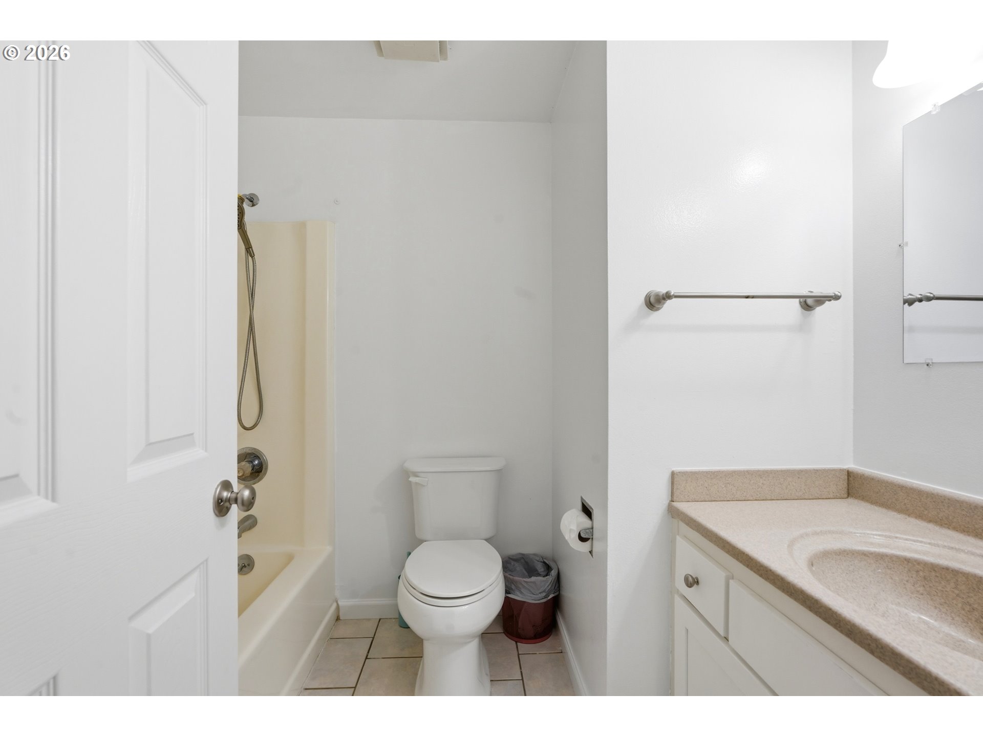 10603 Se Malden St Property Photo 10