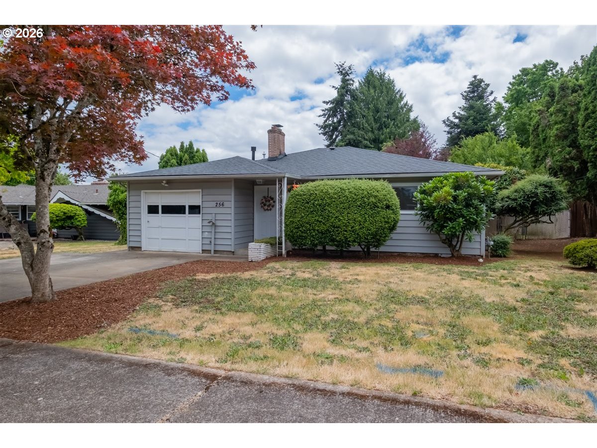 256 Gregory Ln Se Property Photo 2