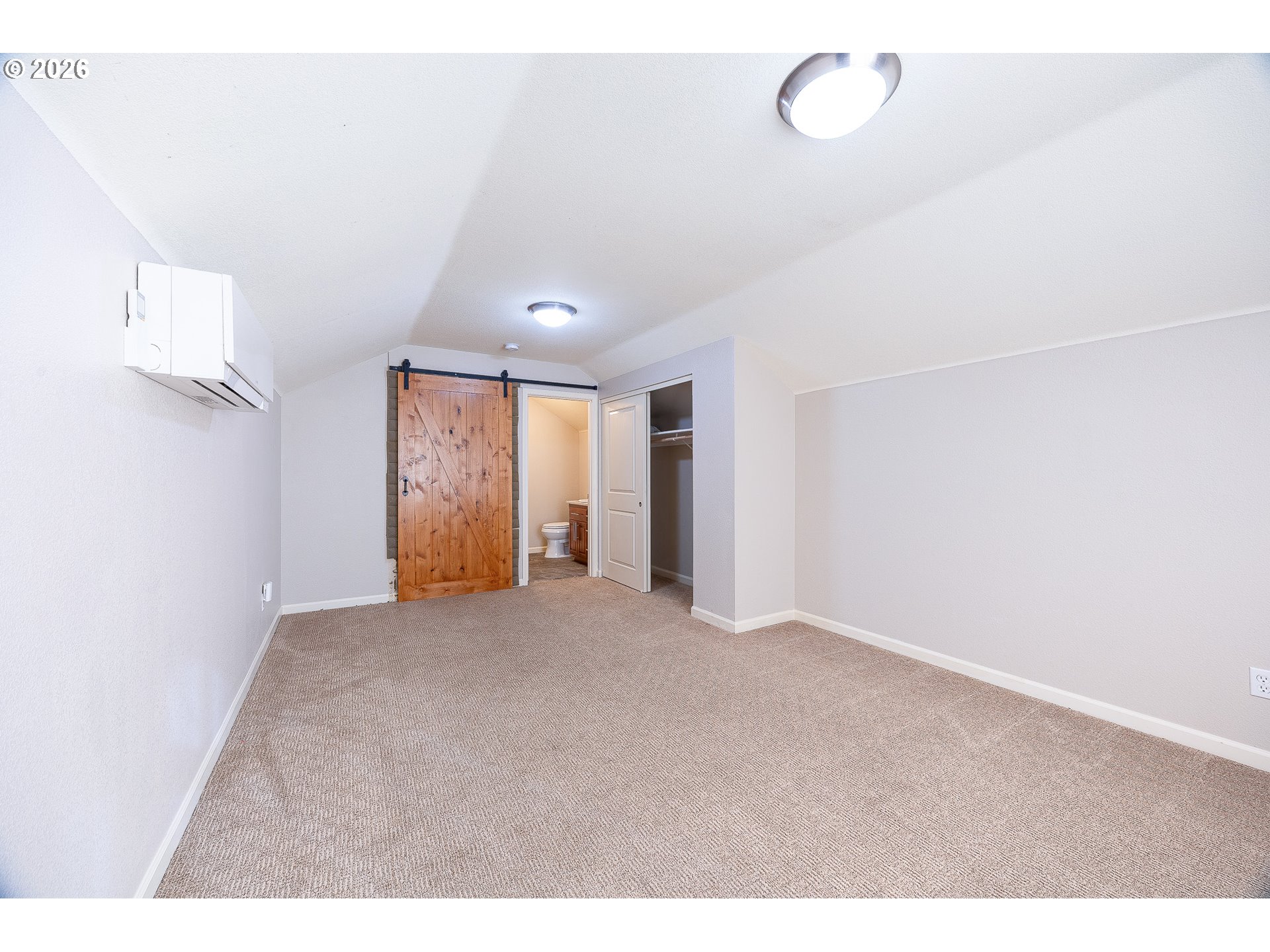 310 Ashwood St Property Photo 23