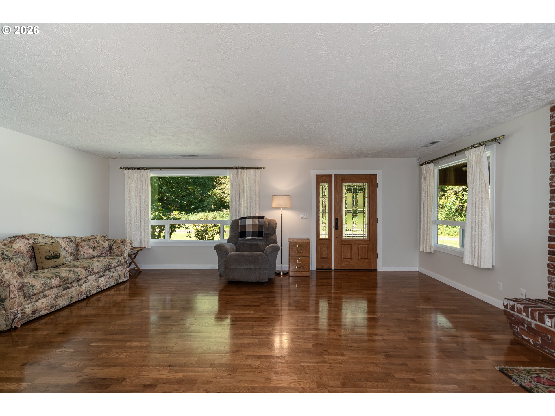 13740 Colvin Rd Property Photo 6