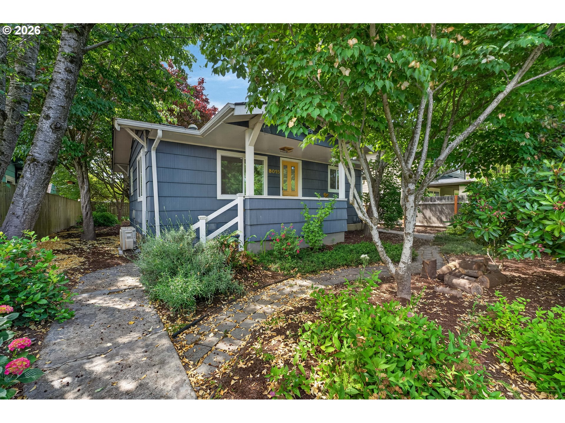 8015 N Mississippi Ave Property Photo 1
