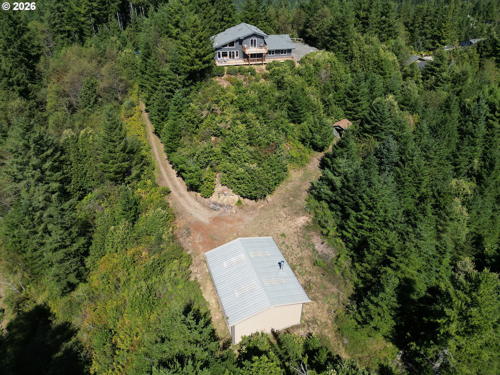 17450 Mountain Dr Property Photo 2