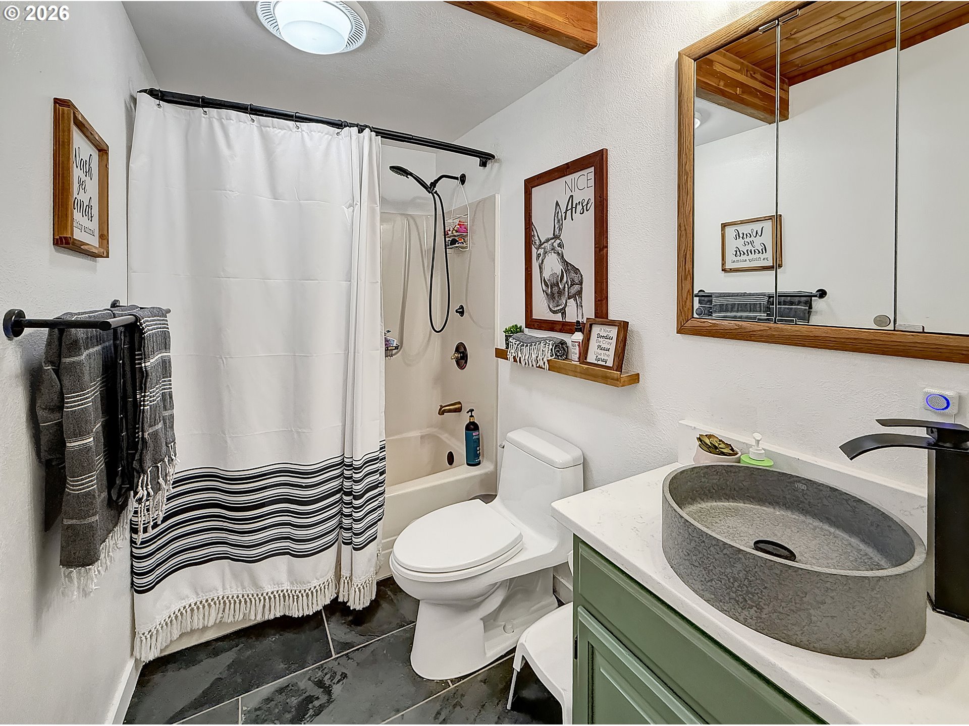 17450 Mountain Dr Property Photo 19