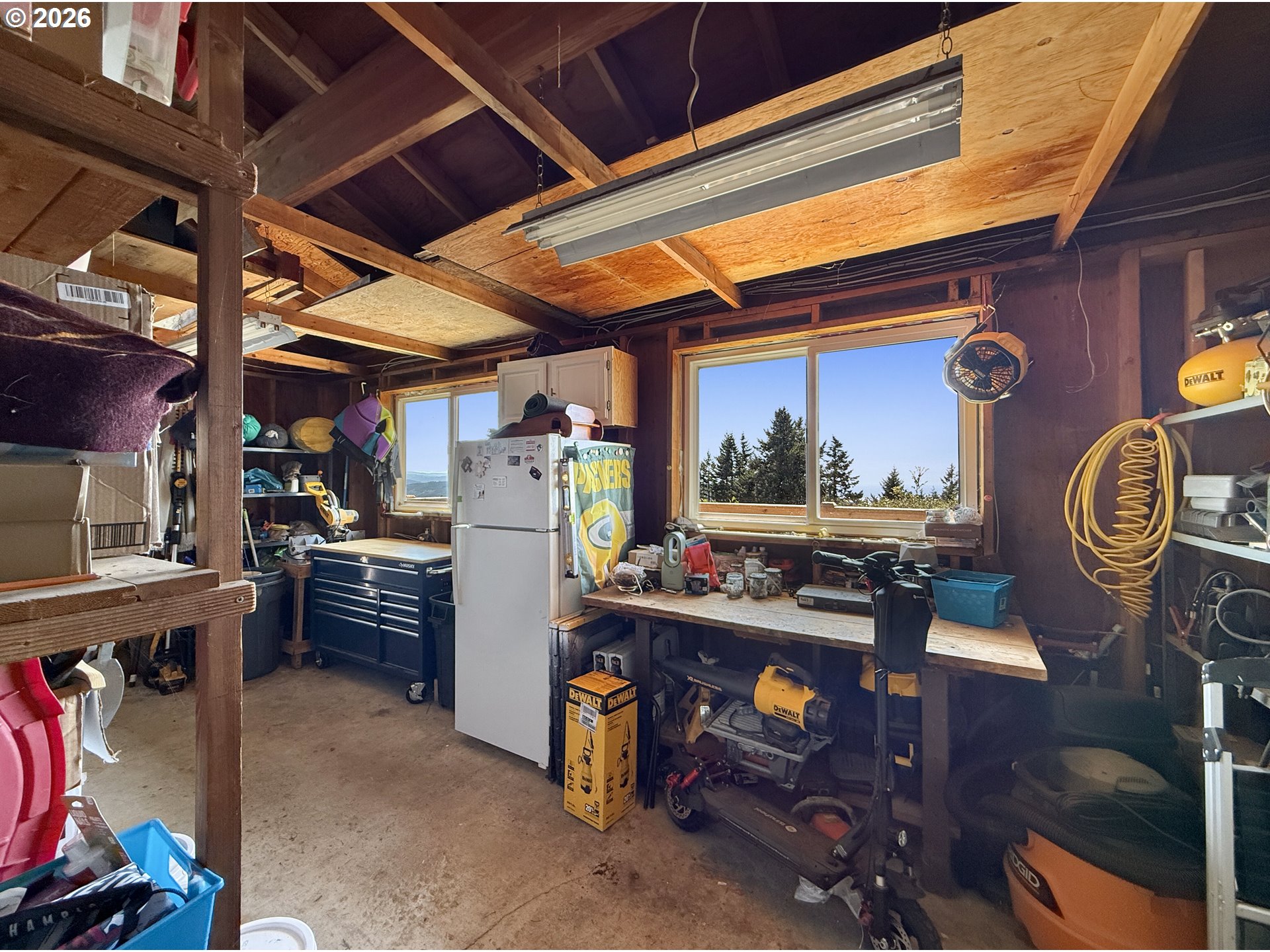 17450 Mountain Dr Property Photo 35
