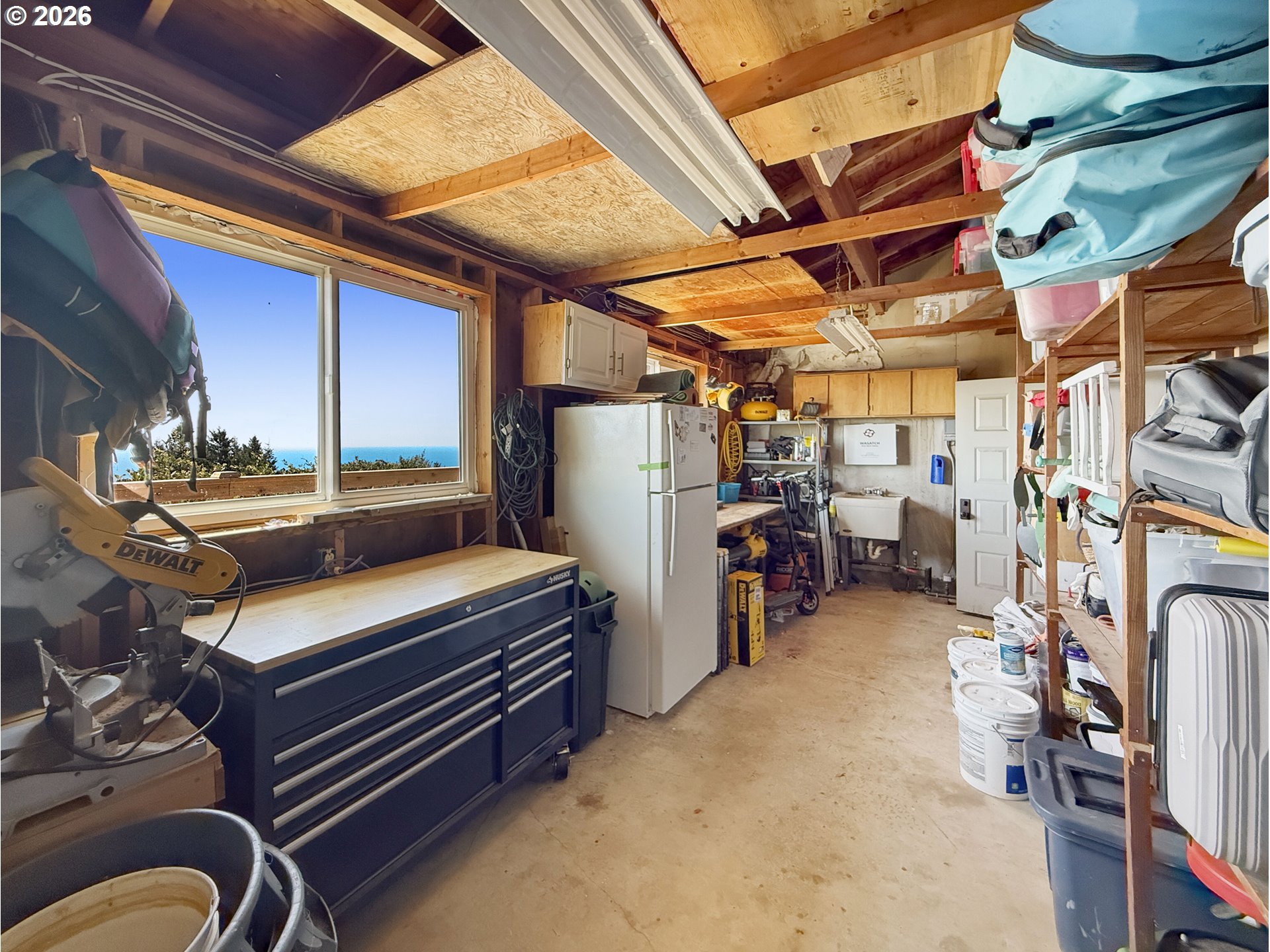 17450 Mountain Dr Property Photo 36