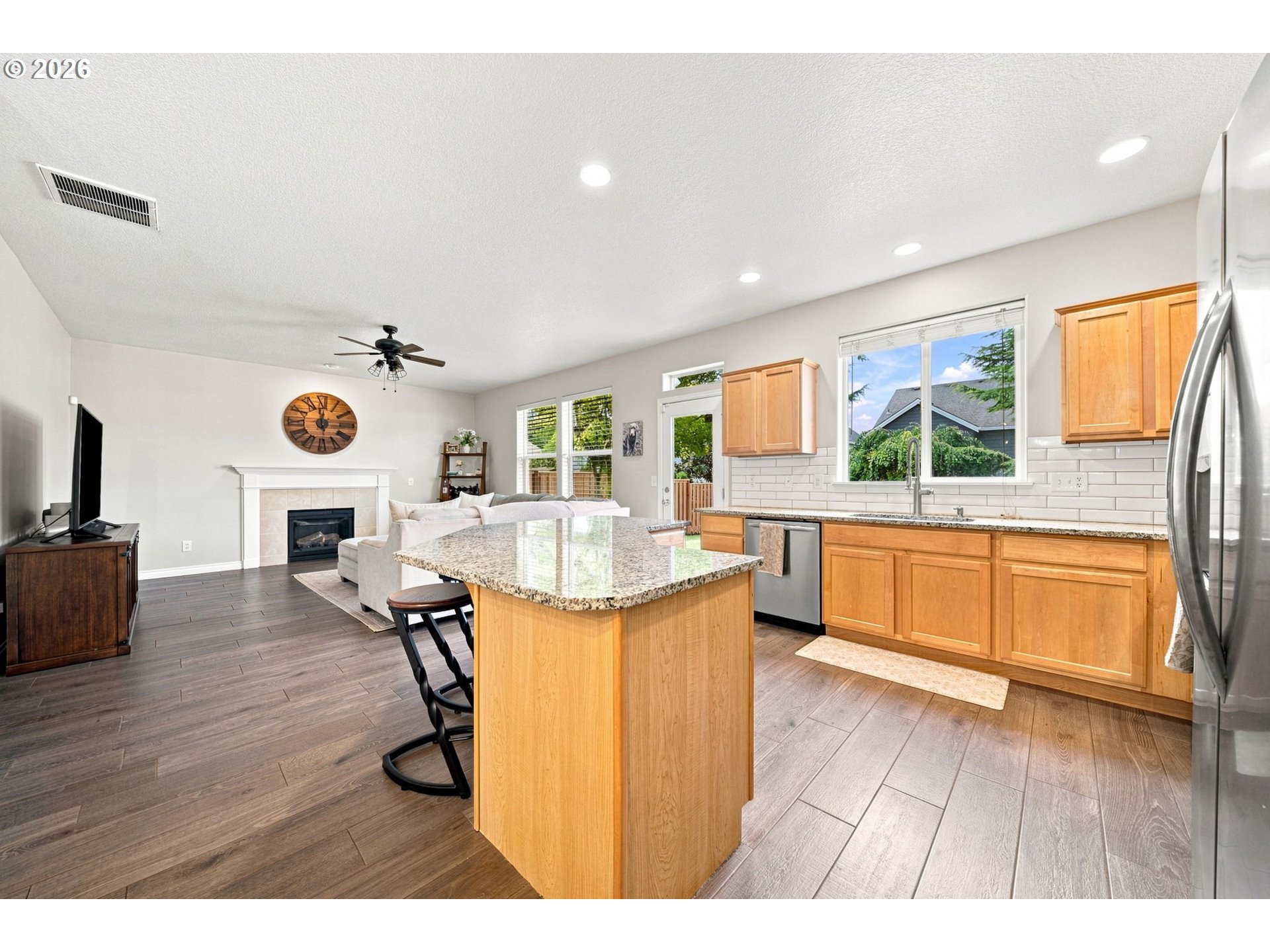 15548 Se Eckert Ln Property Photo 8