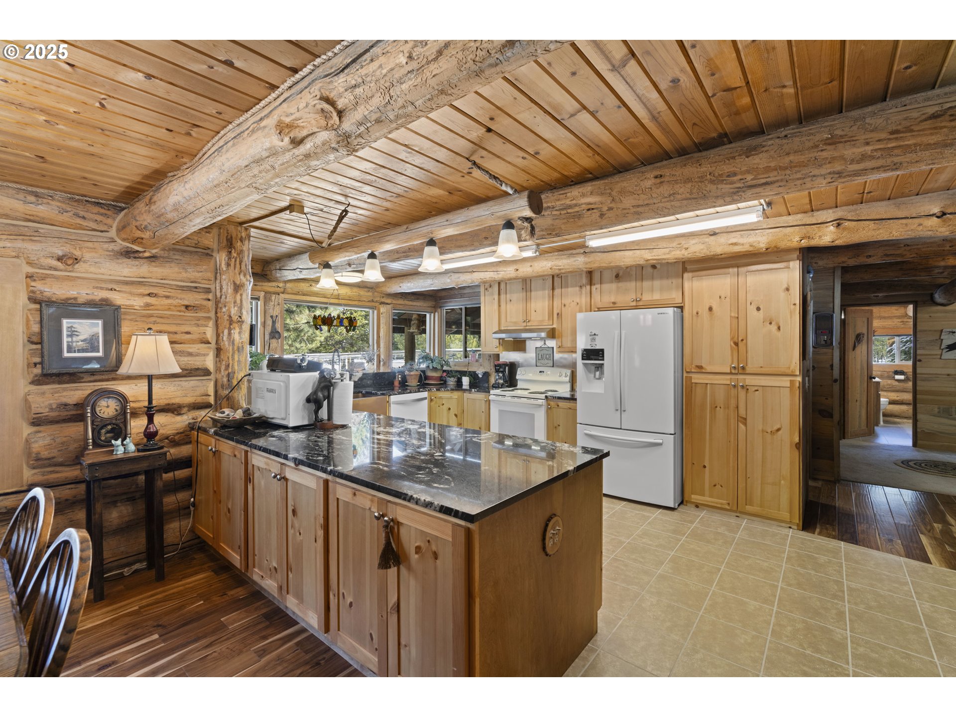 140643 Kamloop Ln Property Photo 12