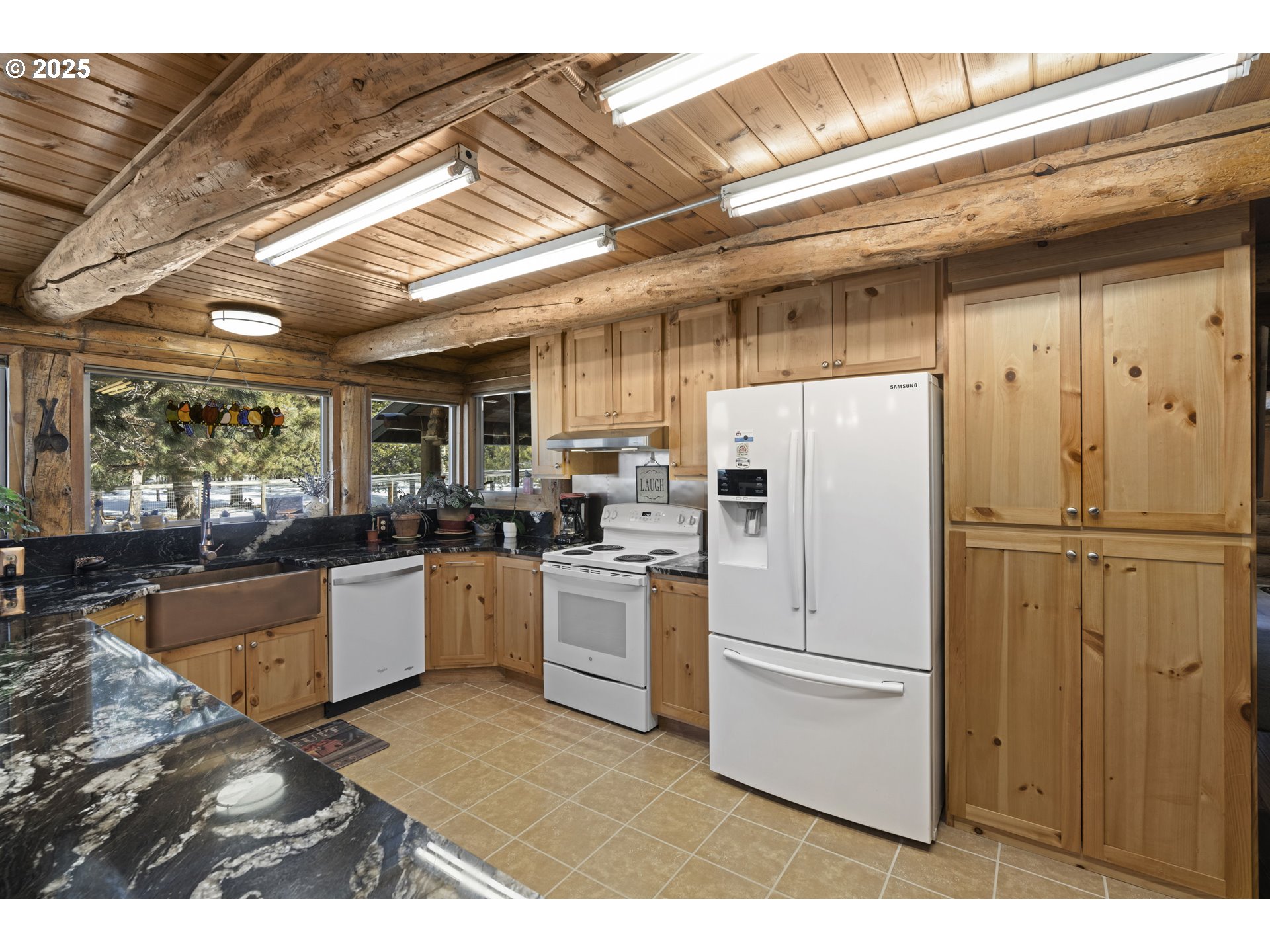 140643 Kamloop Ln Property Photo 13
