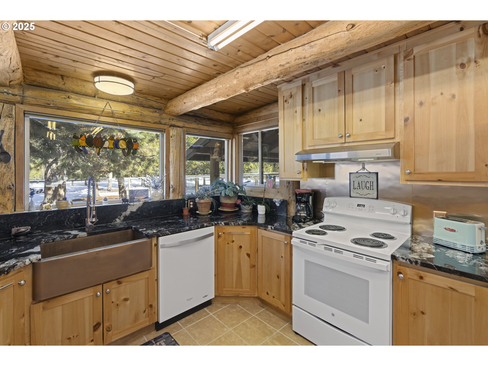 140643 Kamloop Ln Property Photo 15