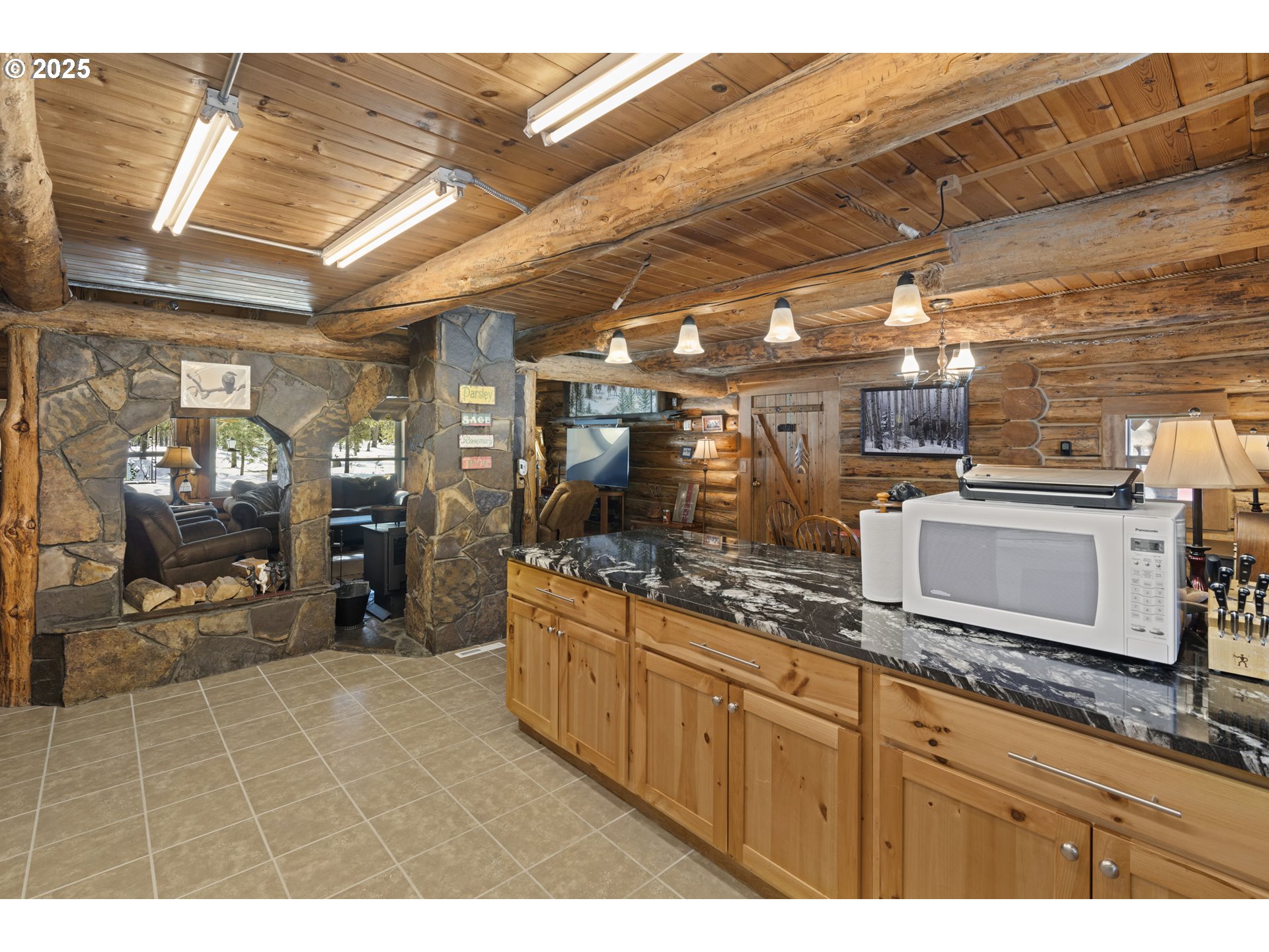 140643 Kamloop Ln Property Photo 16
