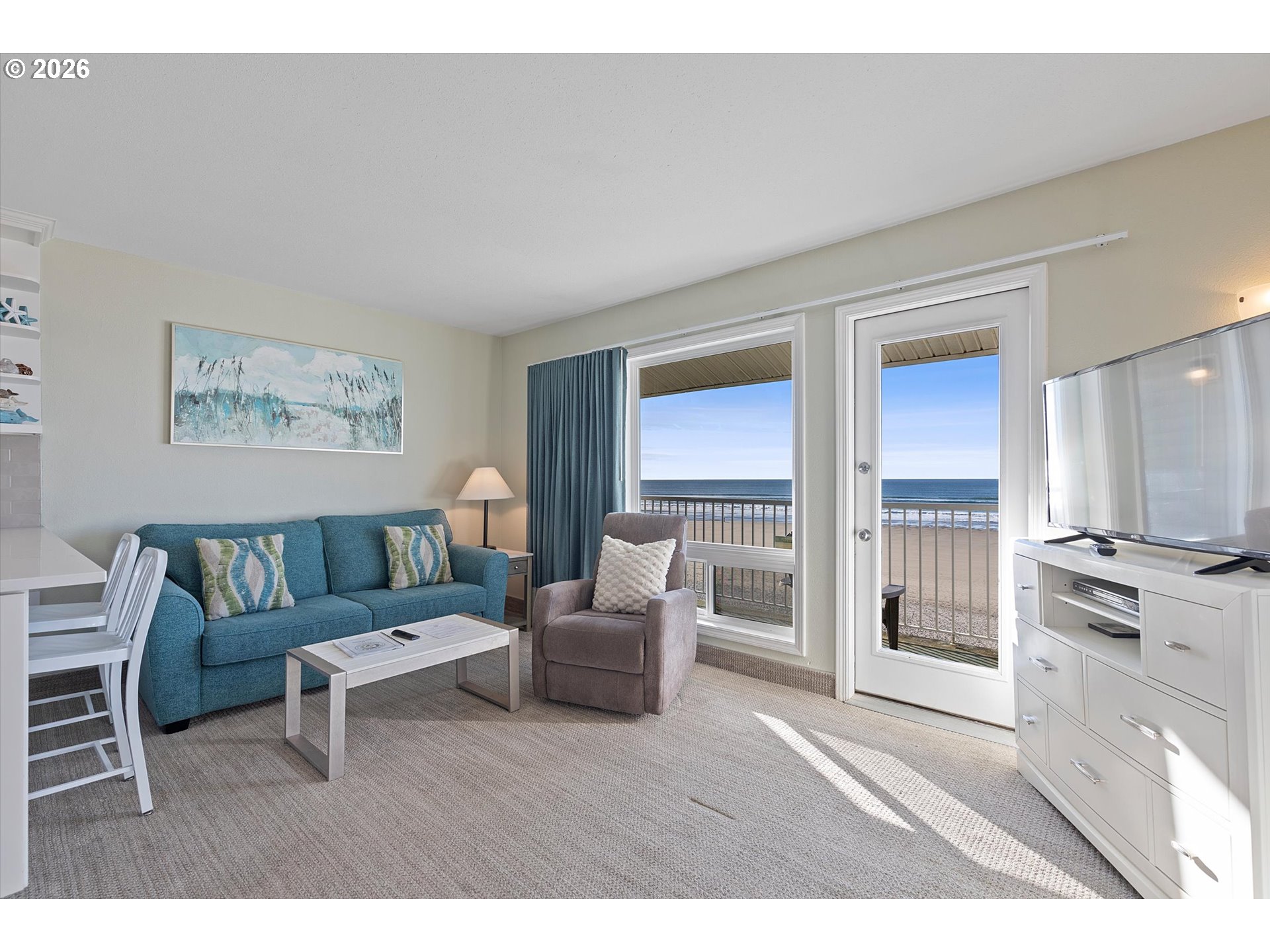 171 Sw Highway 101 311 Property Photo 1