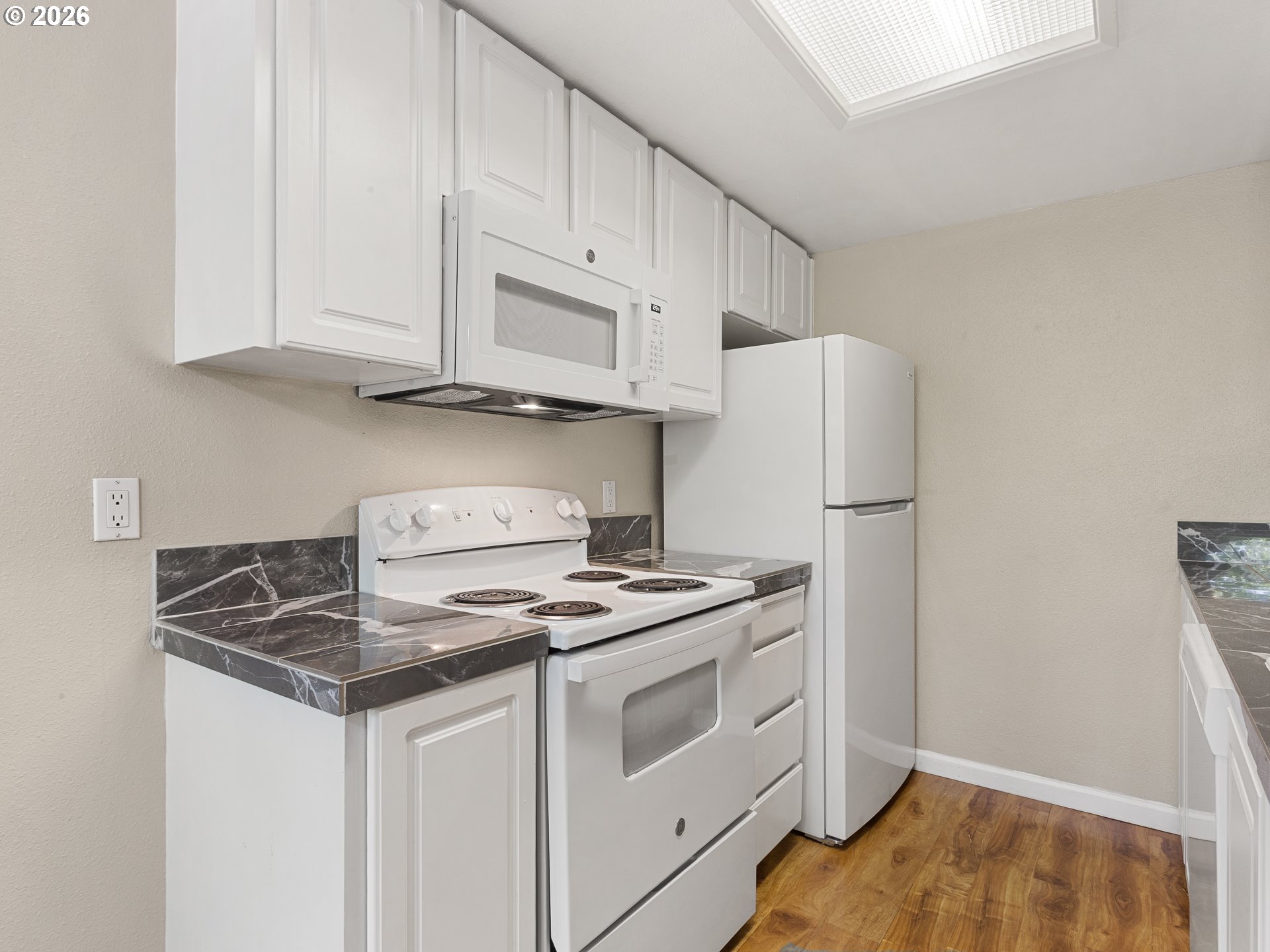 9778 Se Talbert St Property Photo 6