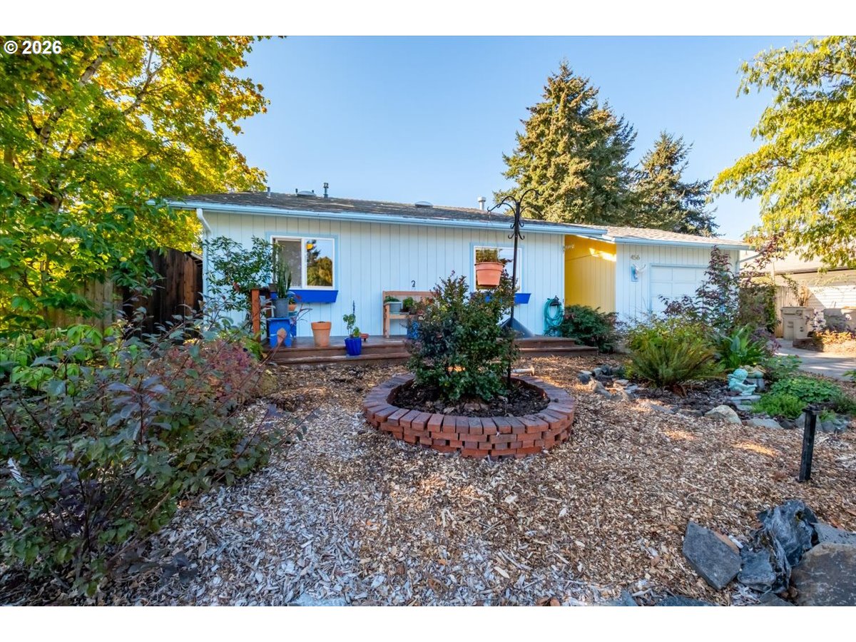456 Se Villa Dr Property Photo 2