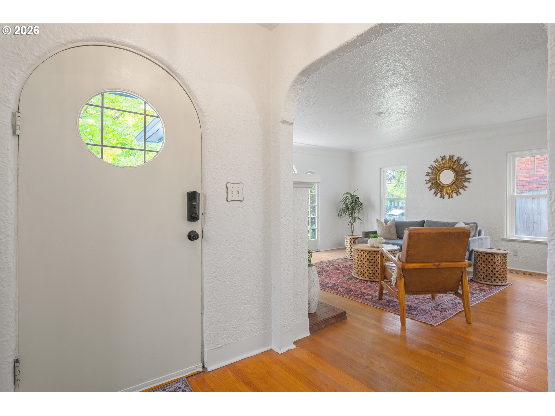 1610 Olive St Property Photo 3