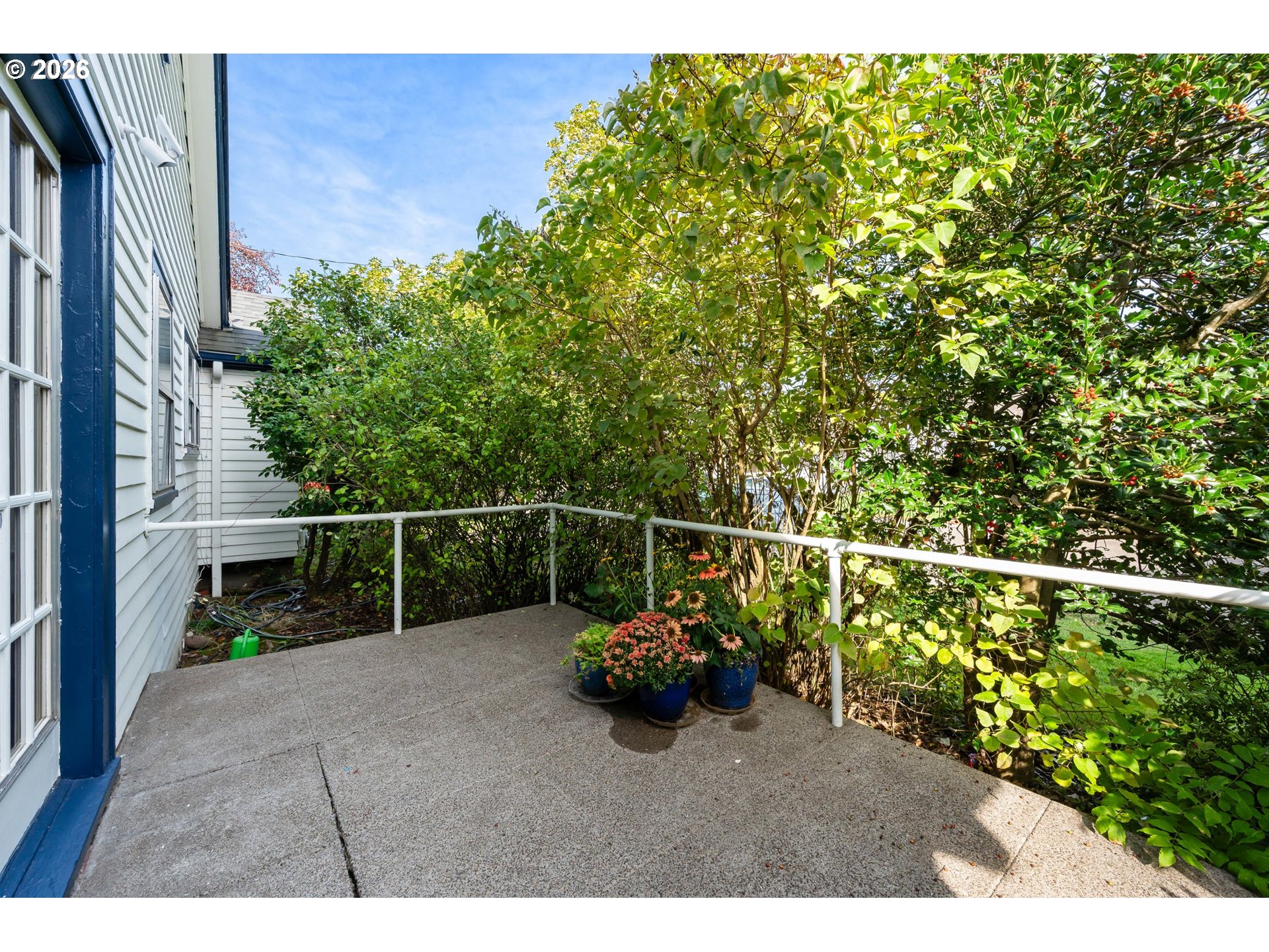 1610 Olive St Property Photo 16