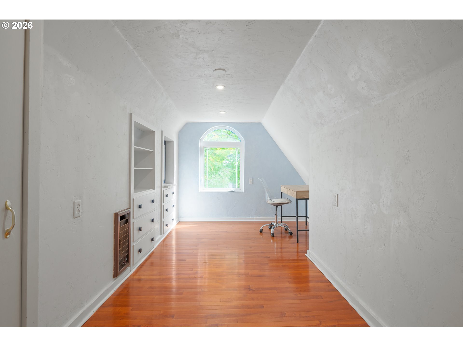 1610 Olive St Property Photo 30