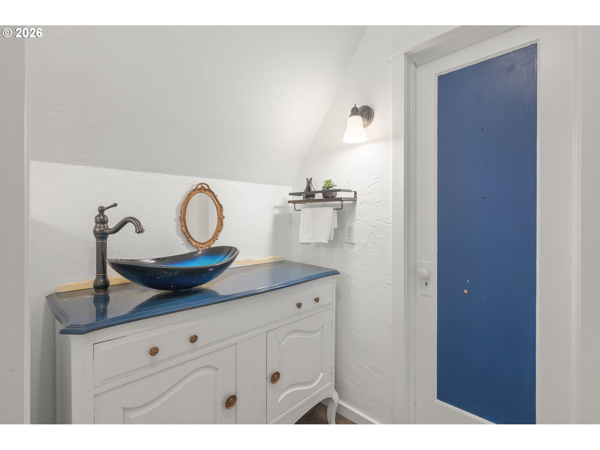 1610 Olive St Property Photo 32