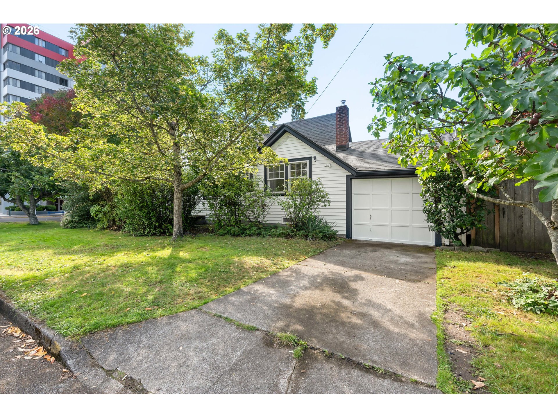 1610 Olive St Property Photo 40