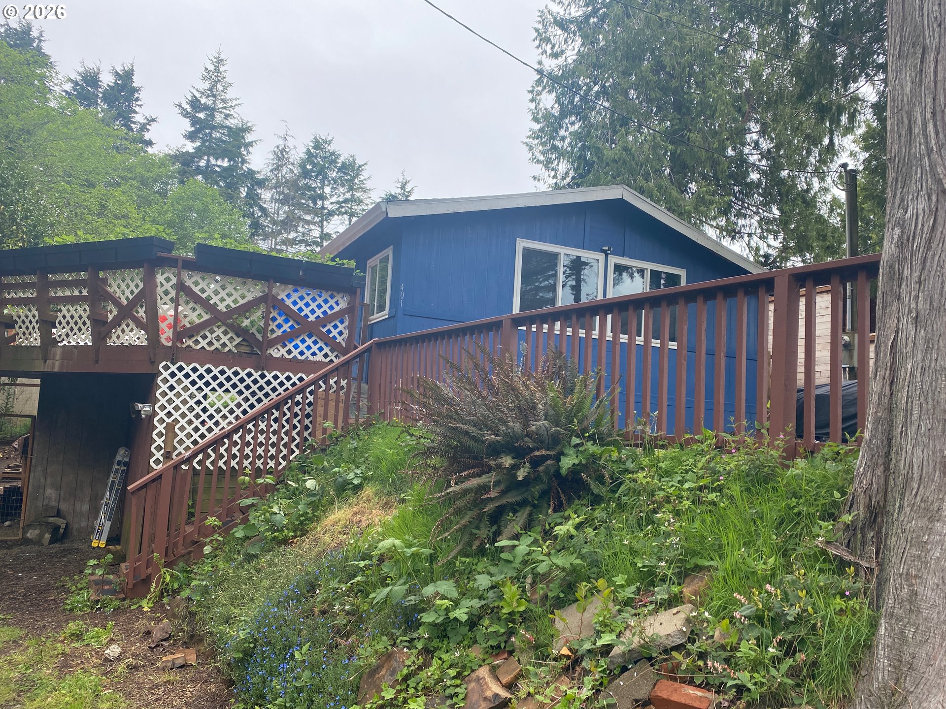 401 Se Surf Ave Property Photo 1