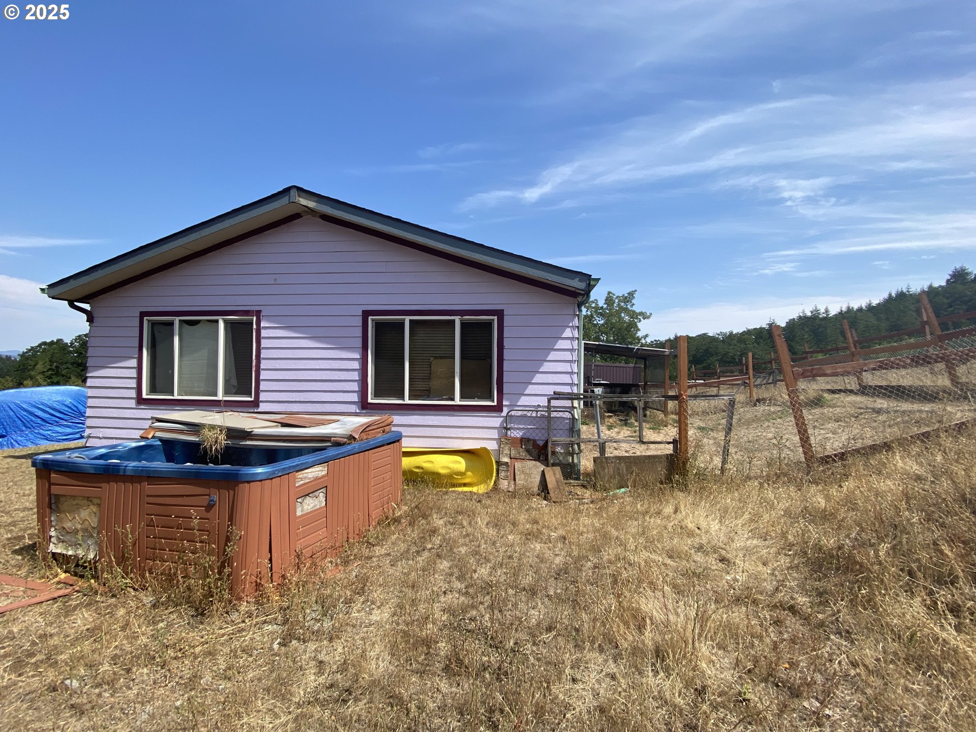 7555 Sawtell Rd Property Photo 5