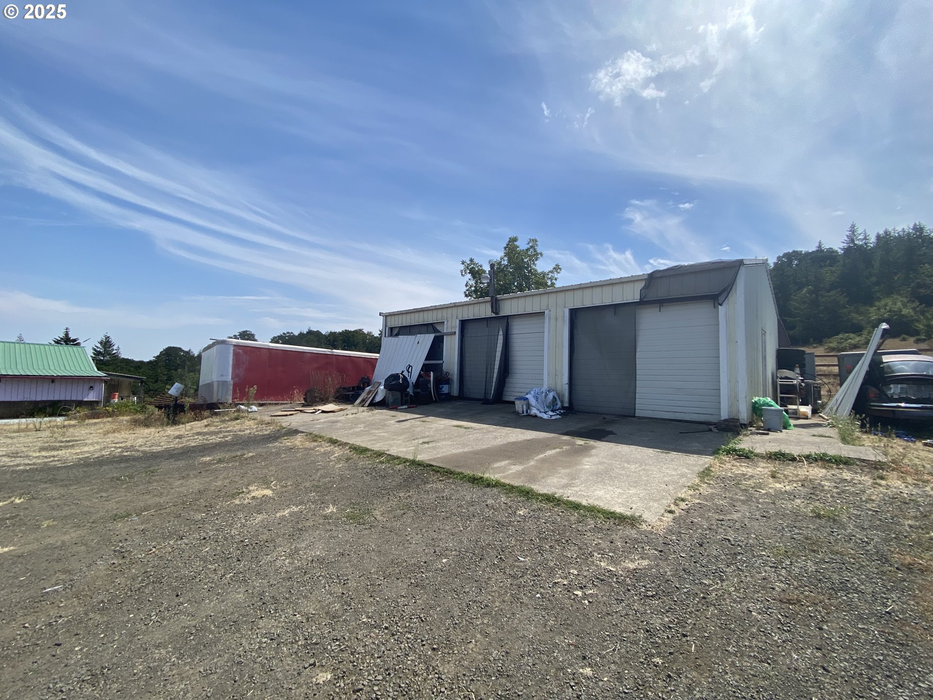 7555 Sawtell Rd Property Photo 11