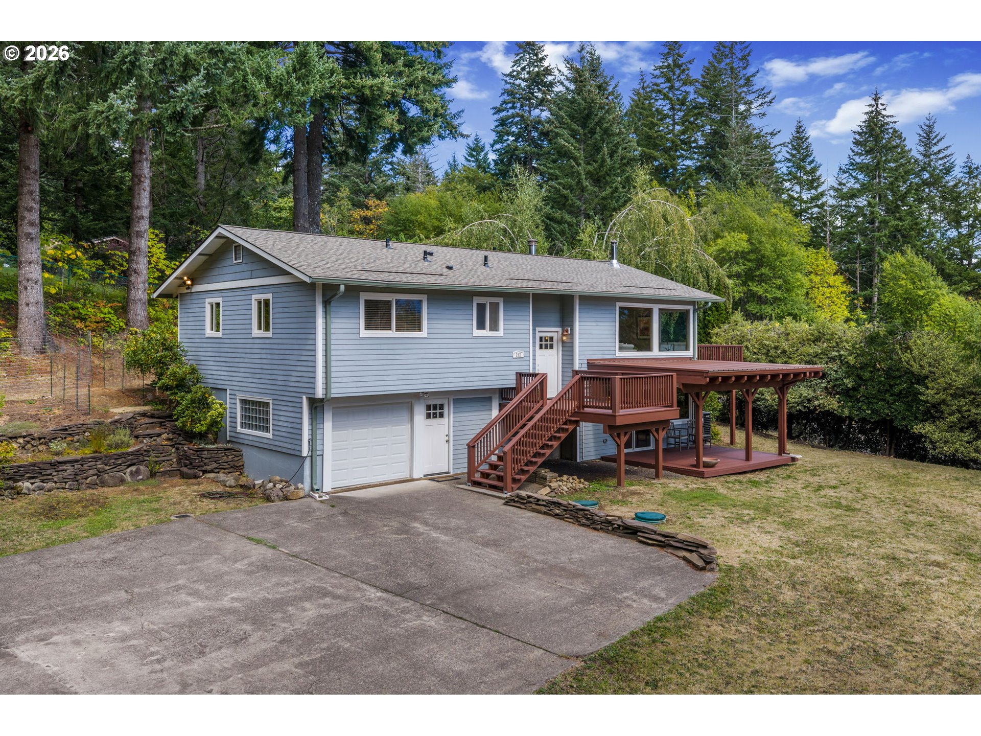 212 Stewart Rd Property Photo 1