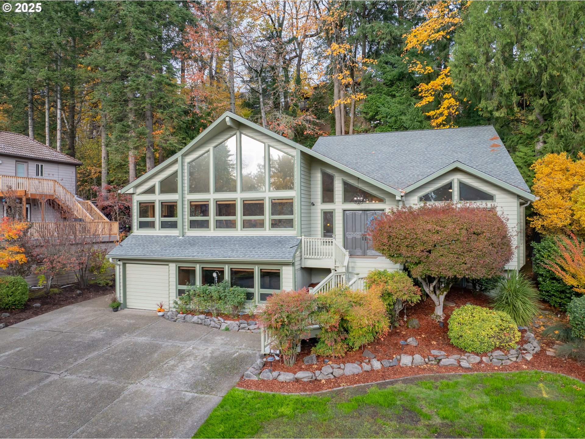 391 Mcnary Heights Dr N Property Photo 4