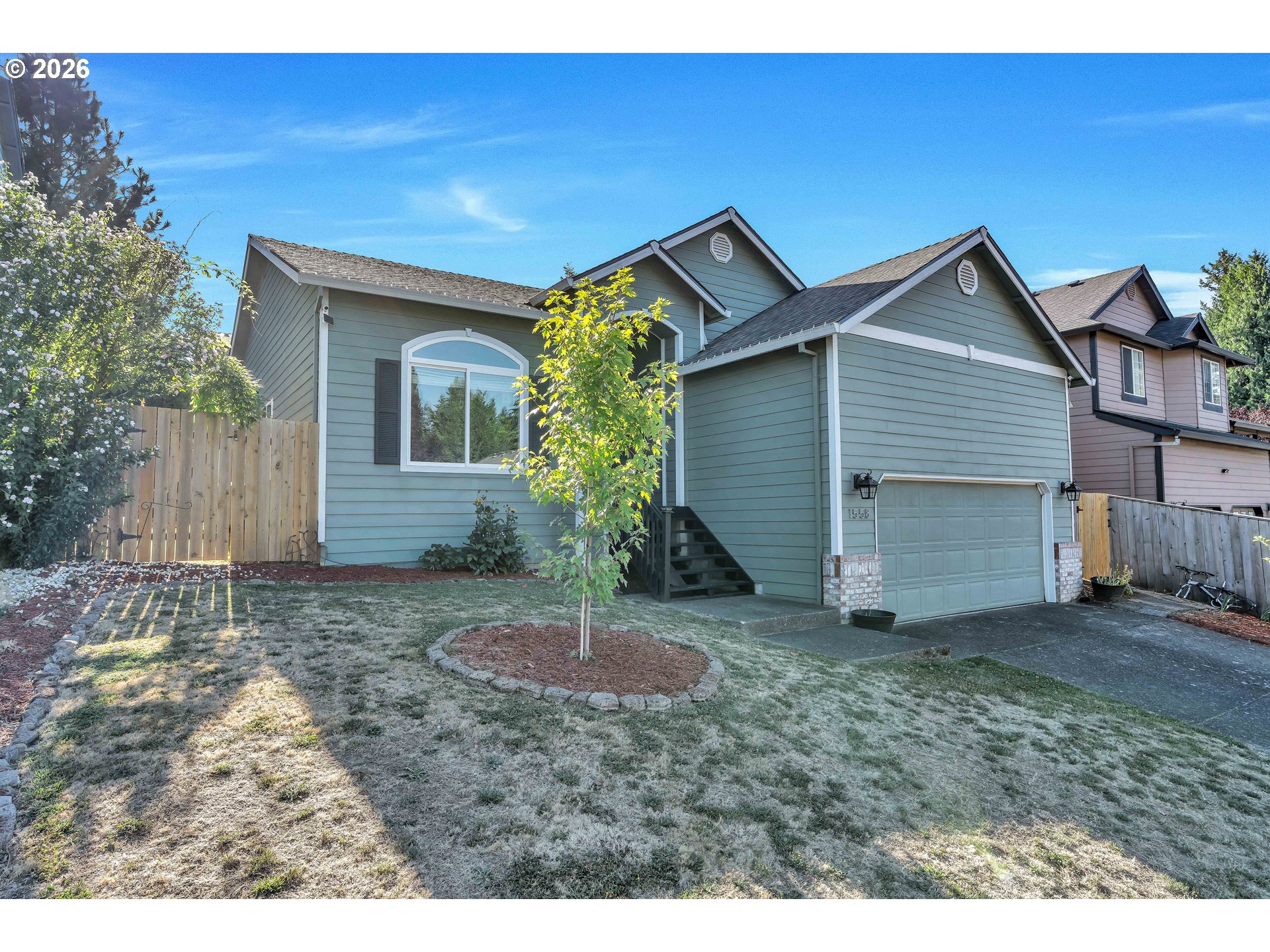 1558 Se Jasmine Way Property Photo 3