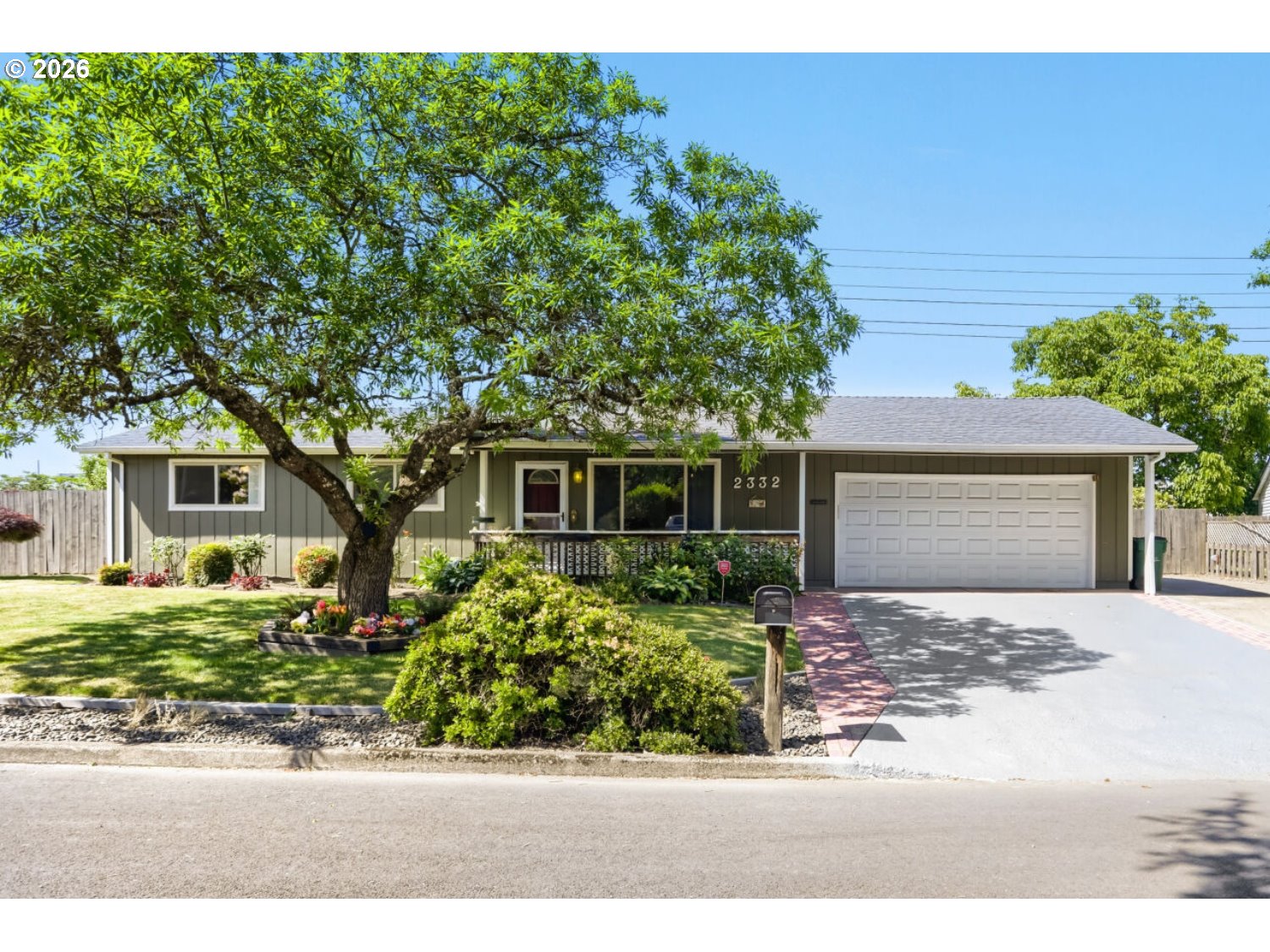 2332 RHODORA ST Property Photo 1