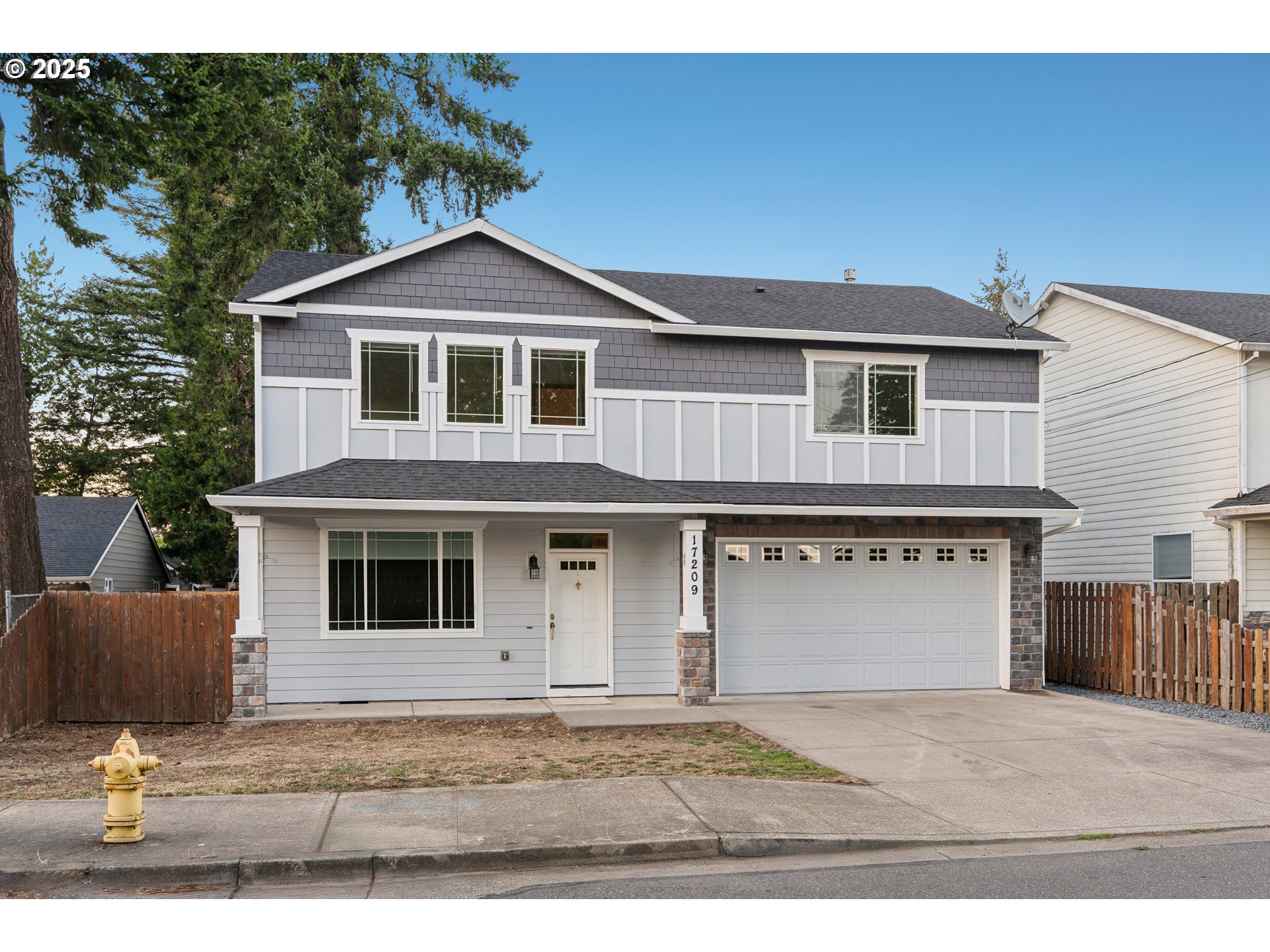 17209 Se Stephens St Property Photo 1