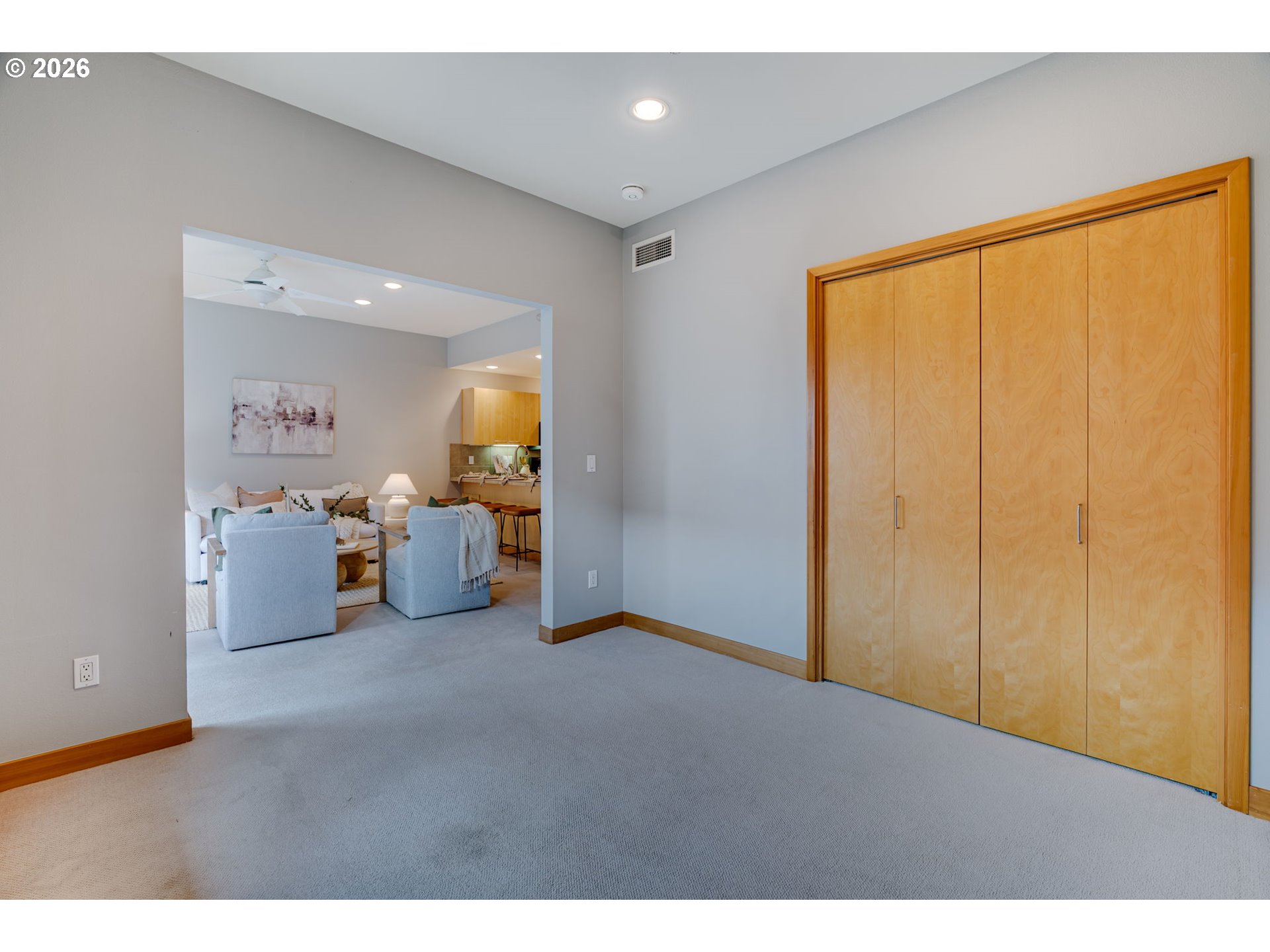 300 W 8th St W 236e Property Photo 19