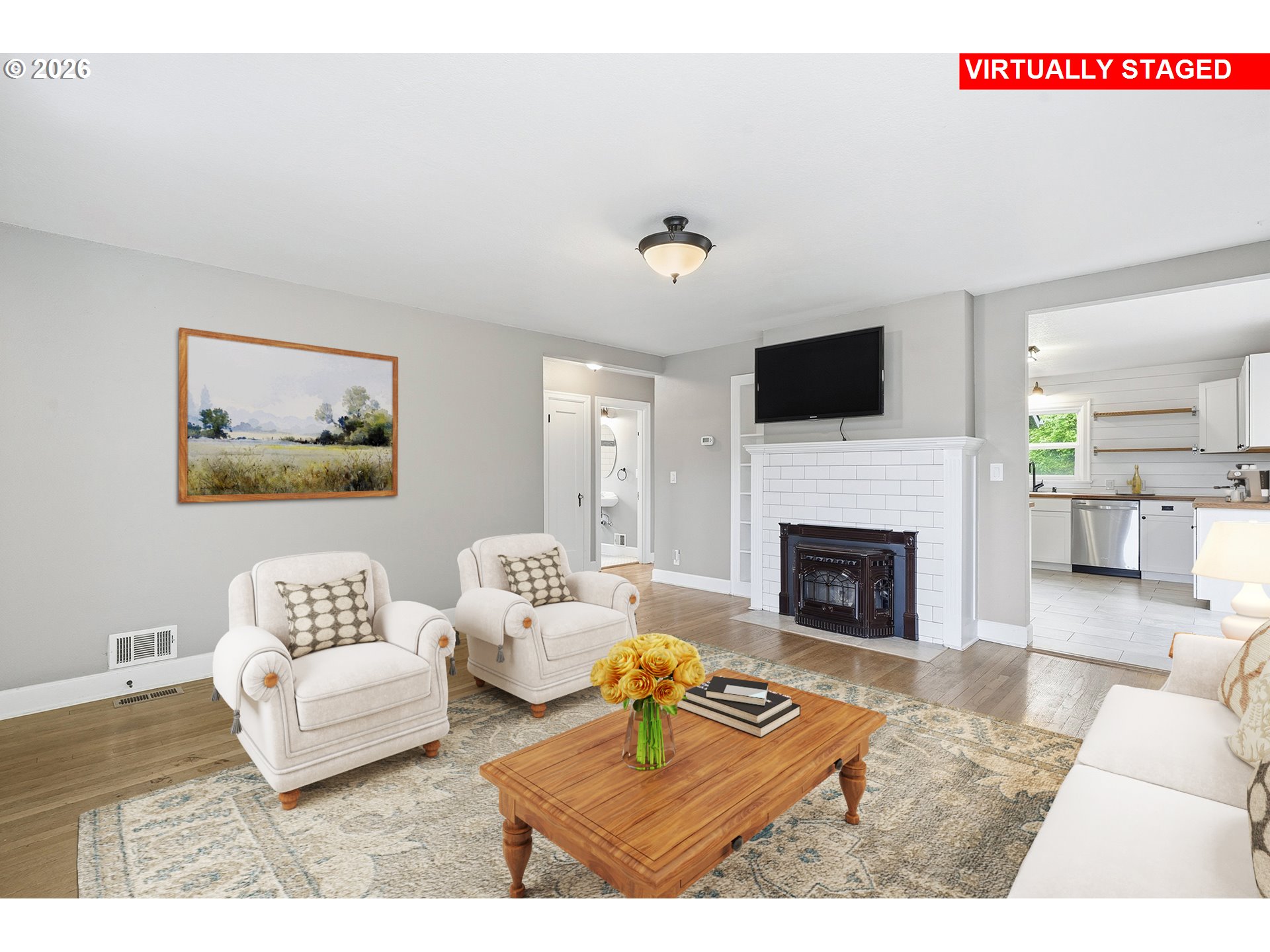 1102 Center St Property Photo 6