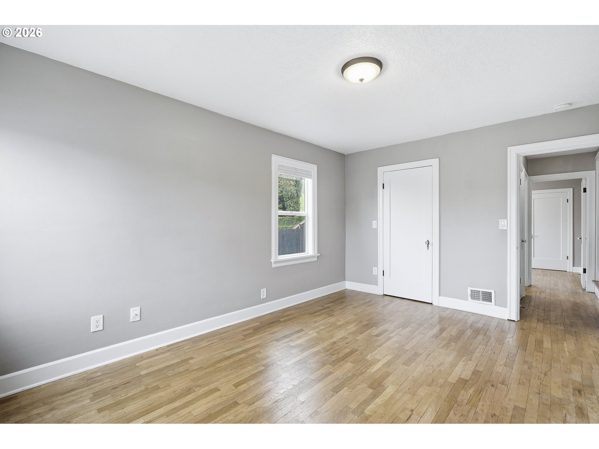 1102 Center St Property Photo 18