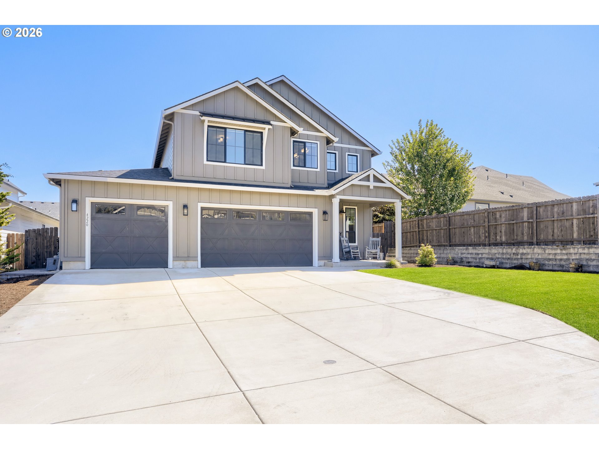 4220 S Winery Cir Property Photo 1