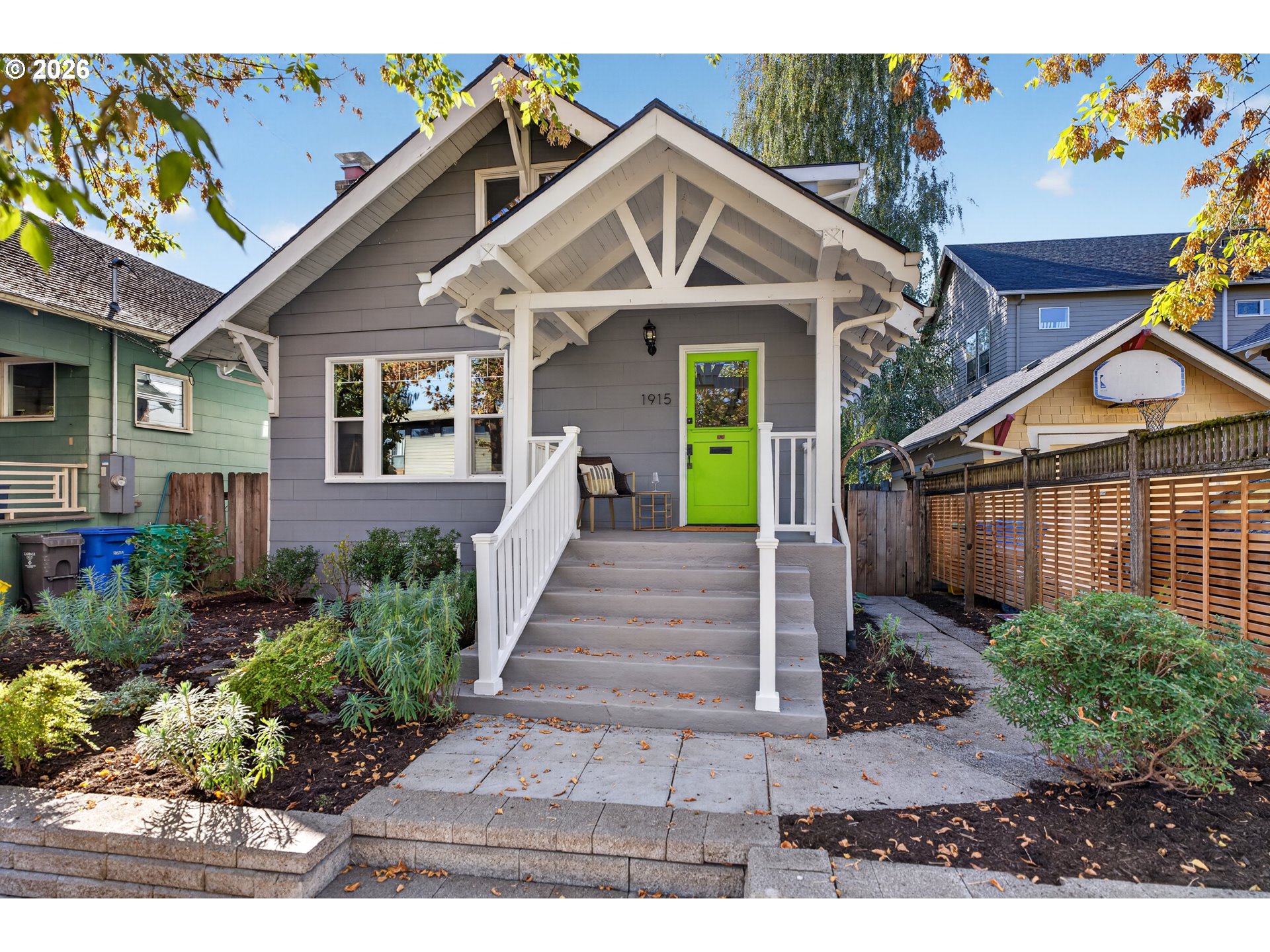1915 Se 38th Ave Property Photo 1