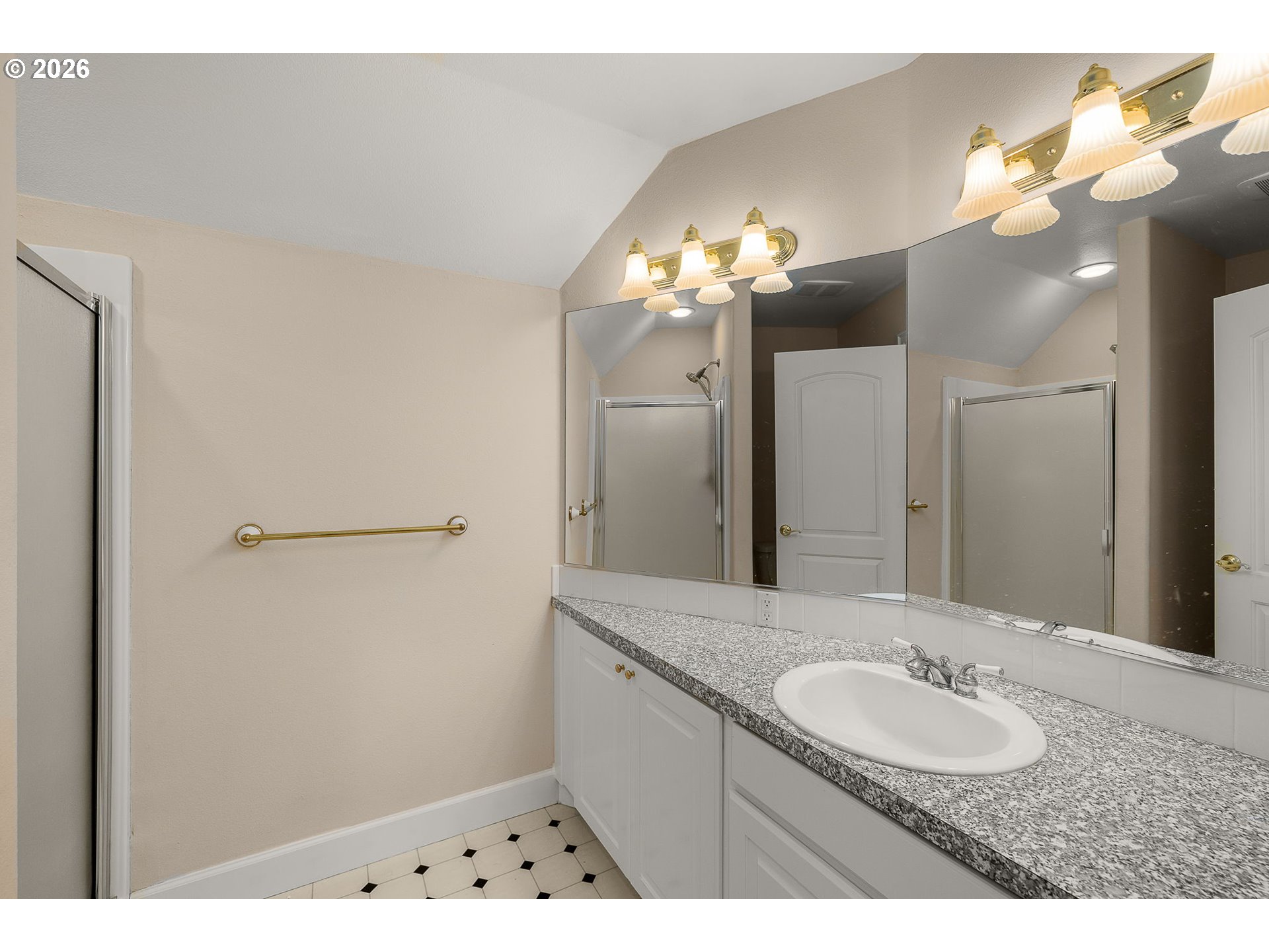 2215 Nw Crestview Way Property Photo 28