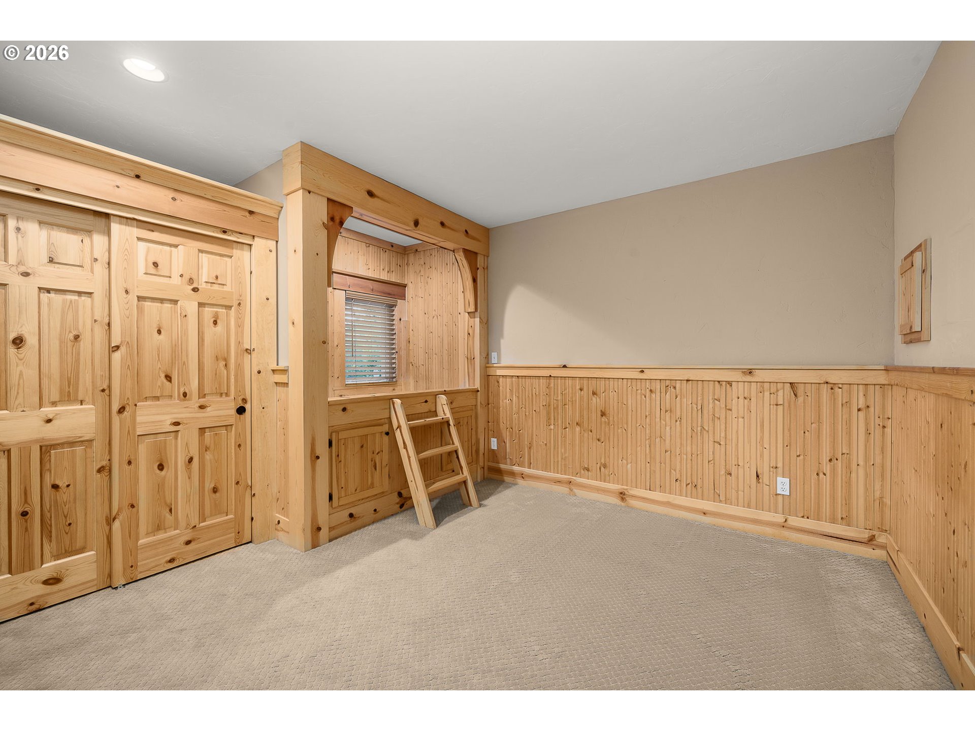 2215 Nw Crestview Way Property Photo 40