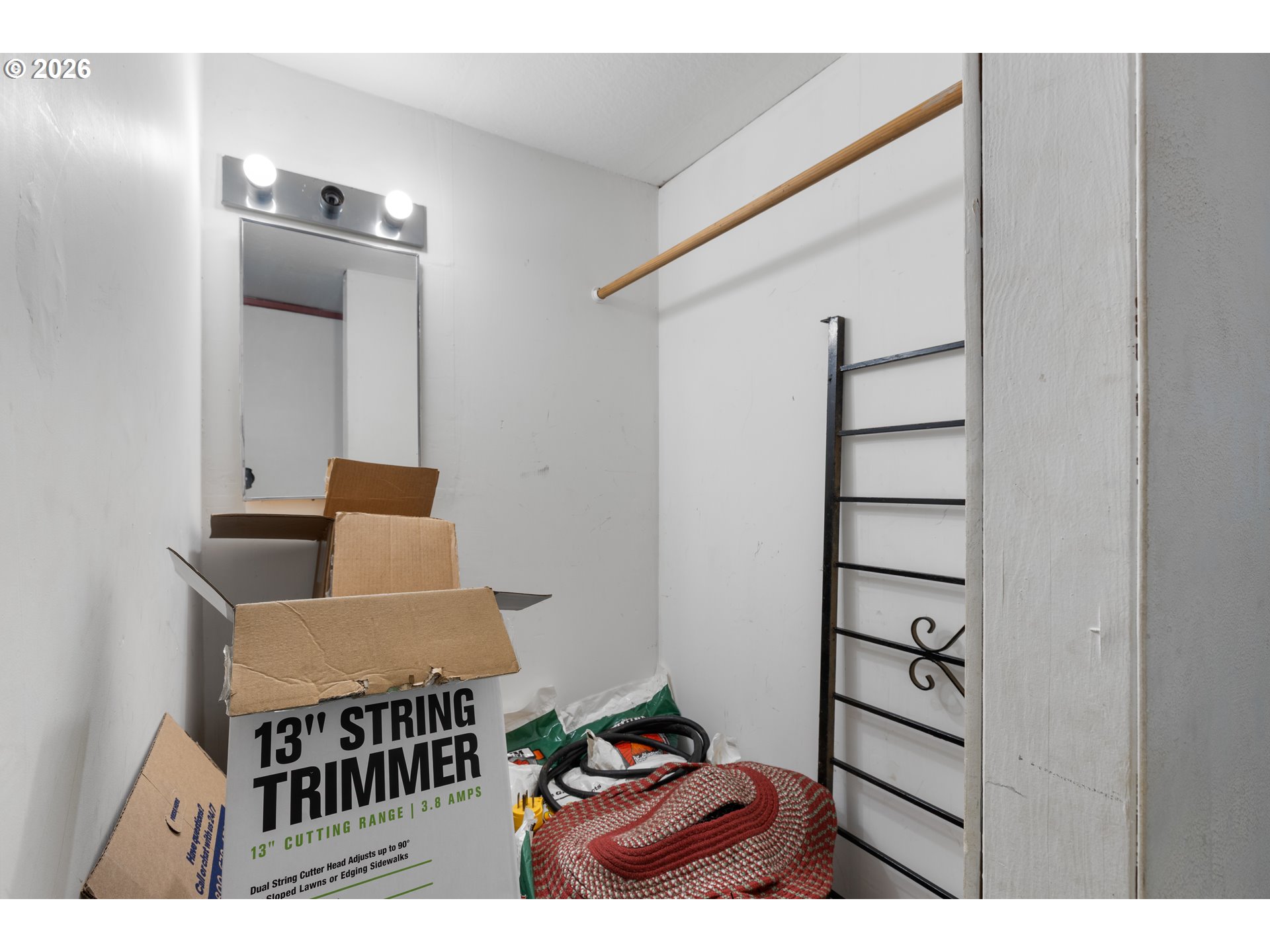 601 Westlog St Property Photo 24